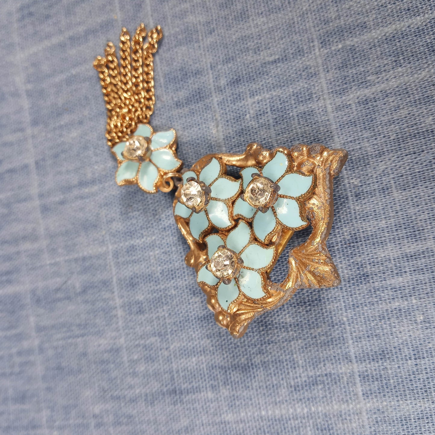 1950s Vintage Pendant Pin with Light Blue Enamel Flowers and Clear Rhinestones
