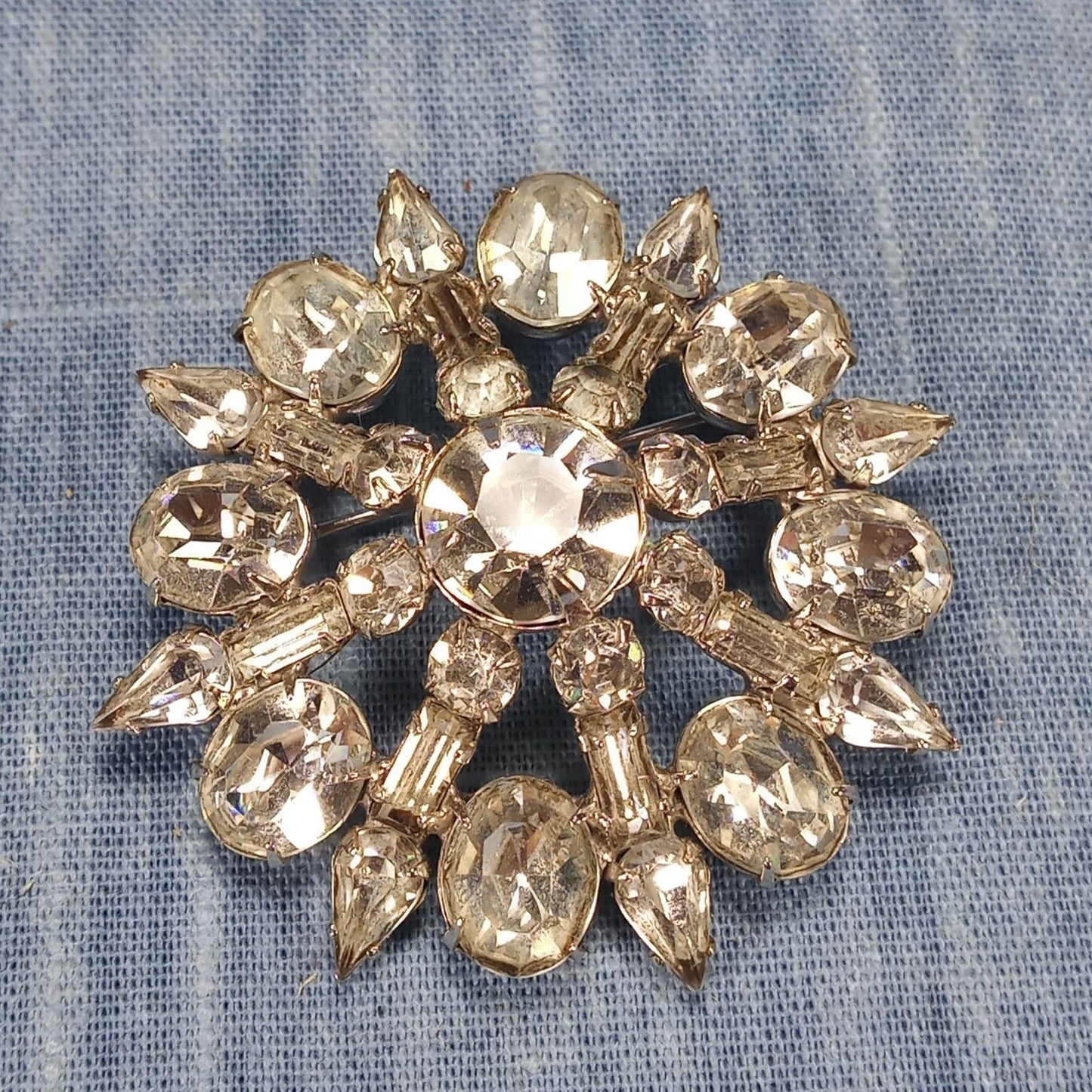 1950s Vintage Clear Rhinestone Dome Vintage Brooch