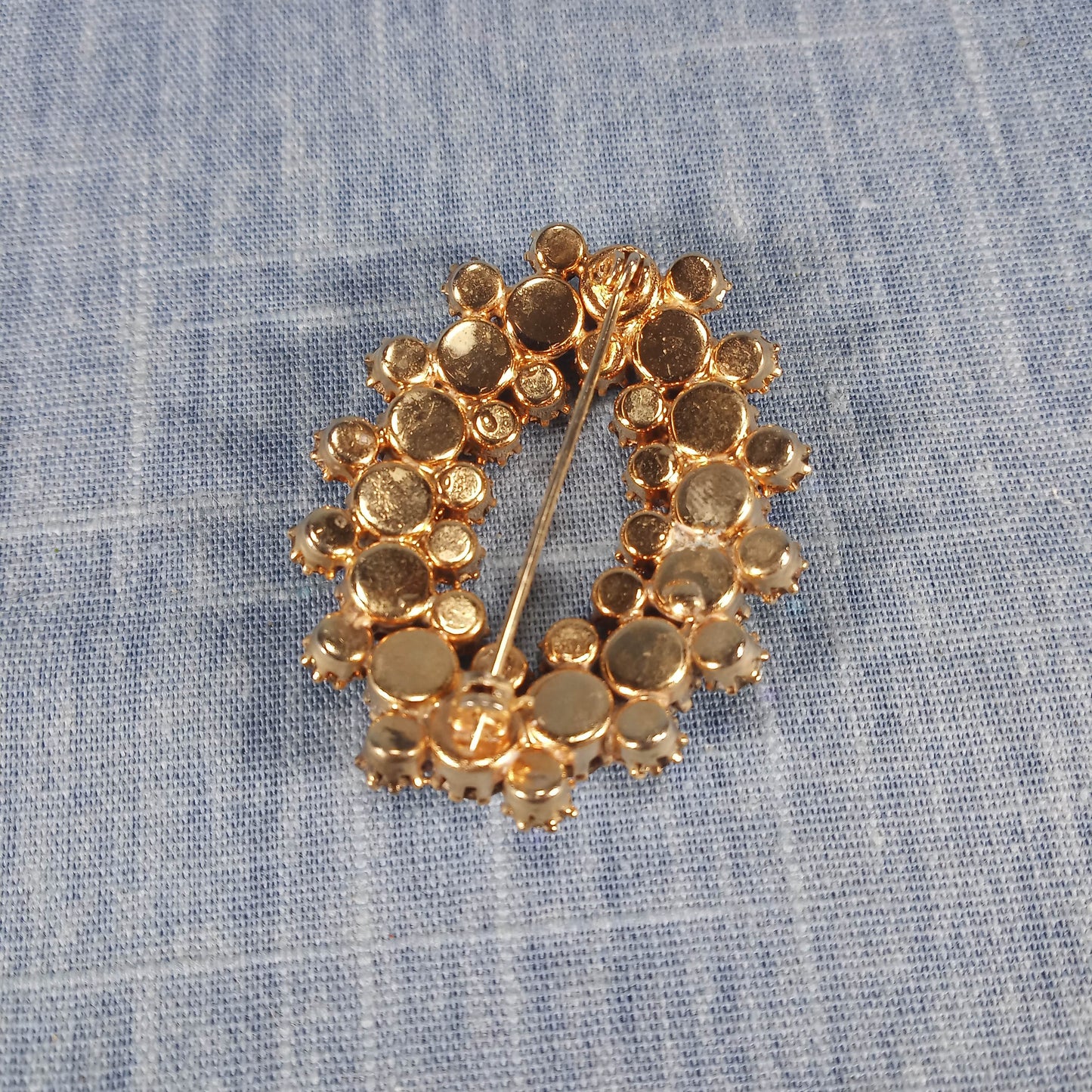 1950s Vintage Oval Brooch with Aurora Borealis Rhinestones