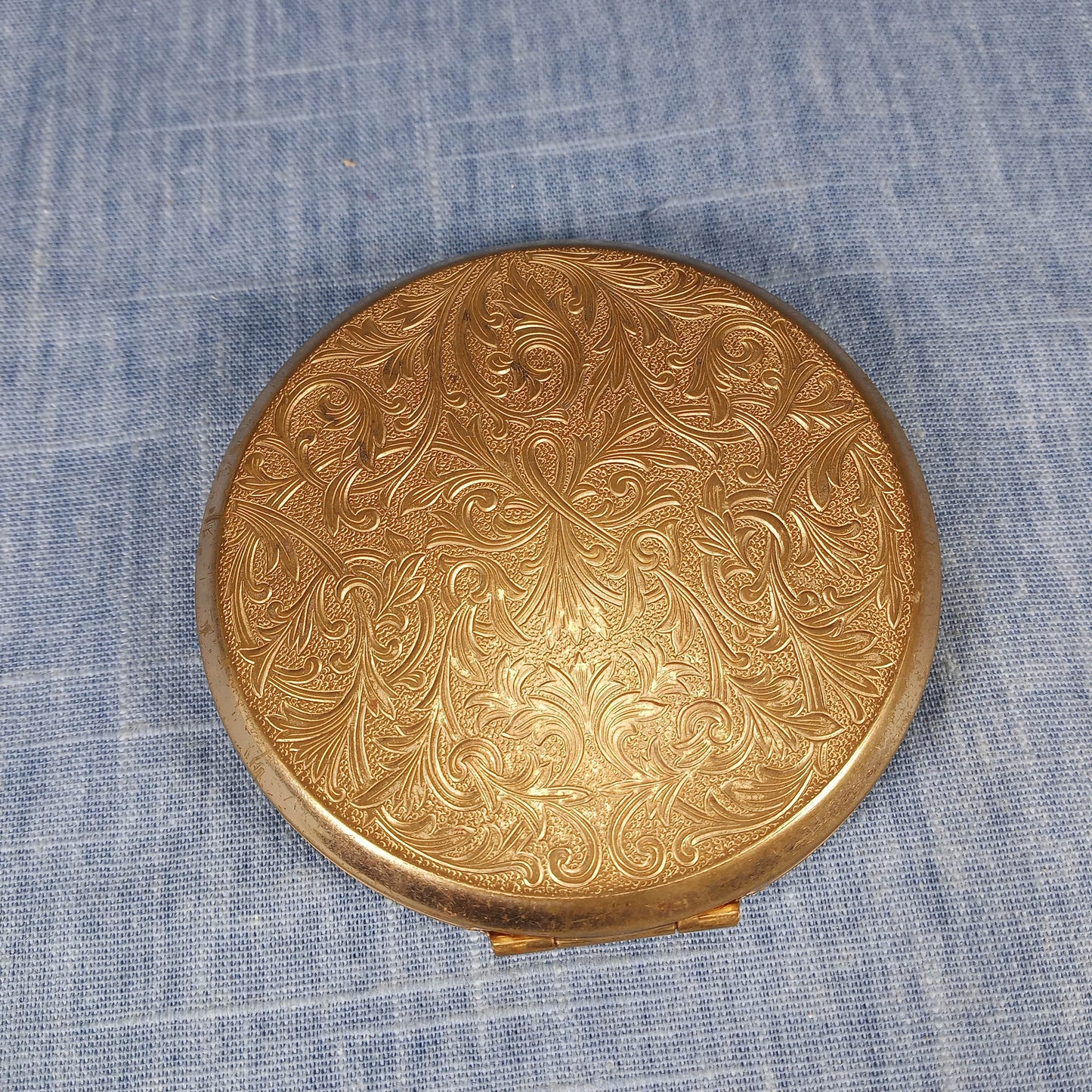 1940s Vintage Compact: Make Up Holder w Separators and No Mirror by Stratton