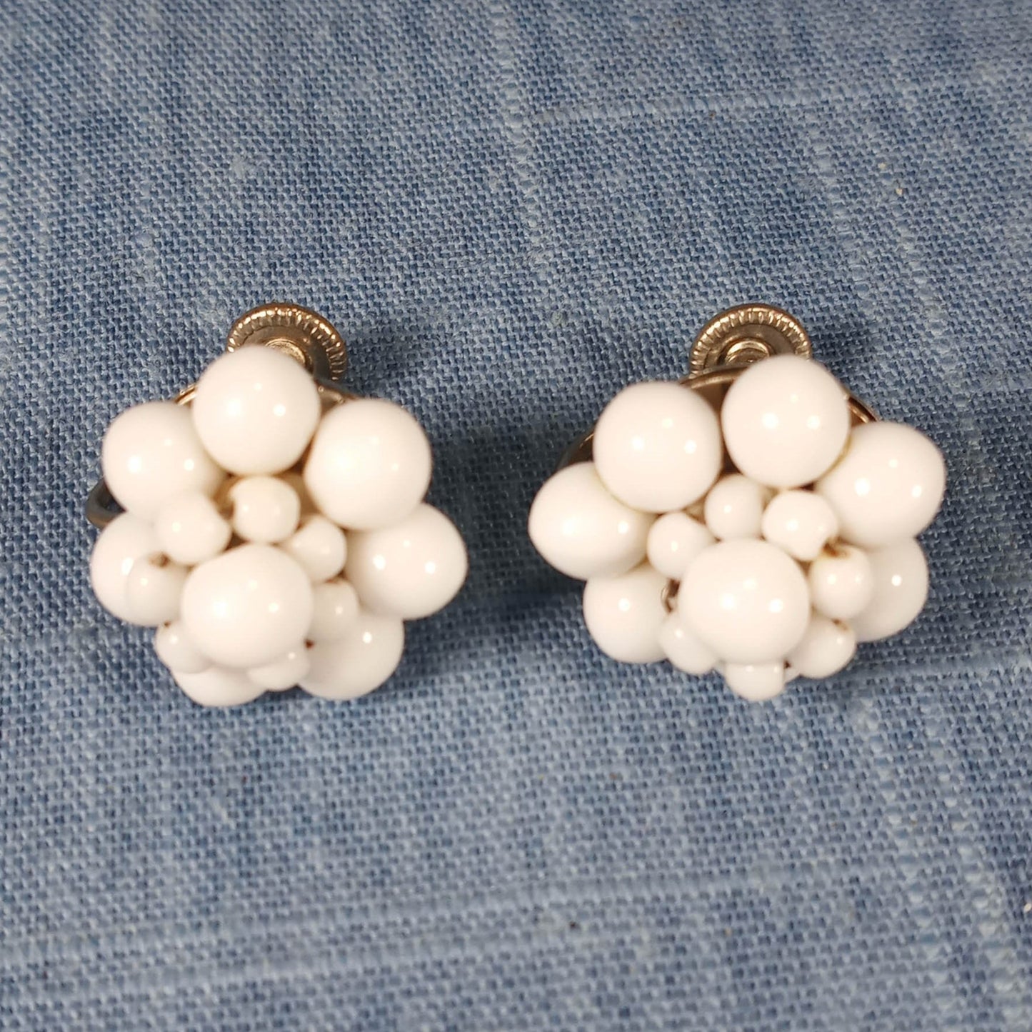 1940s Vintage Screw Back Circular Earrings w White Beads from West Germany