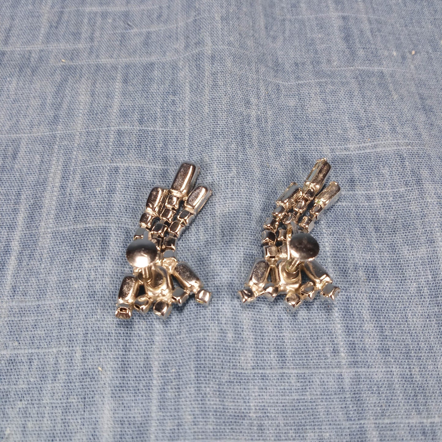 1950s Vintage Dangle Screw Back Earrings with Clear Rhinestones