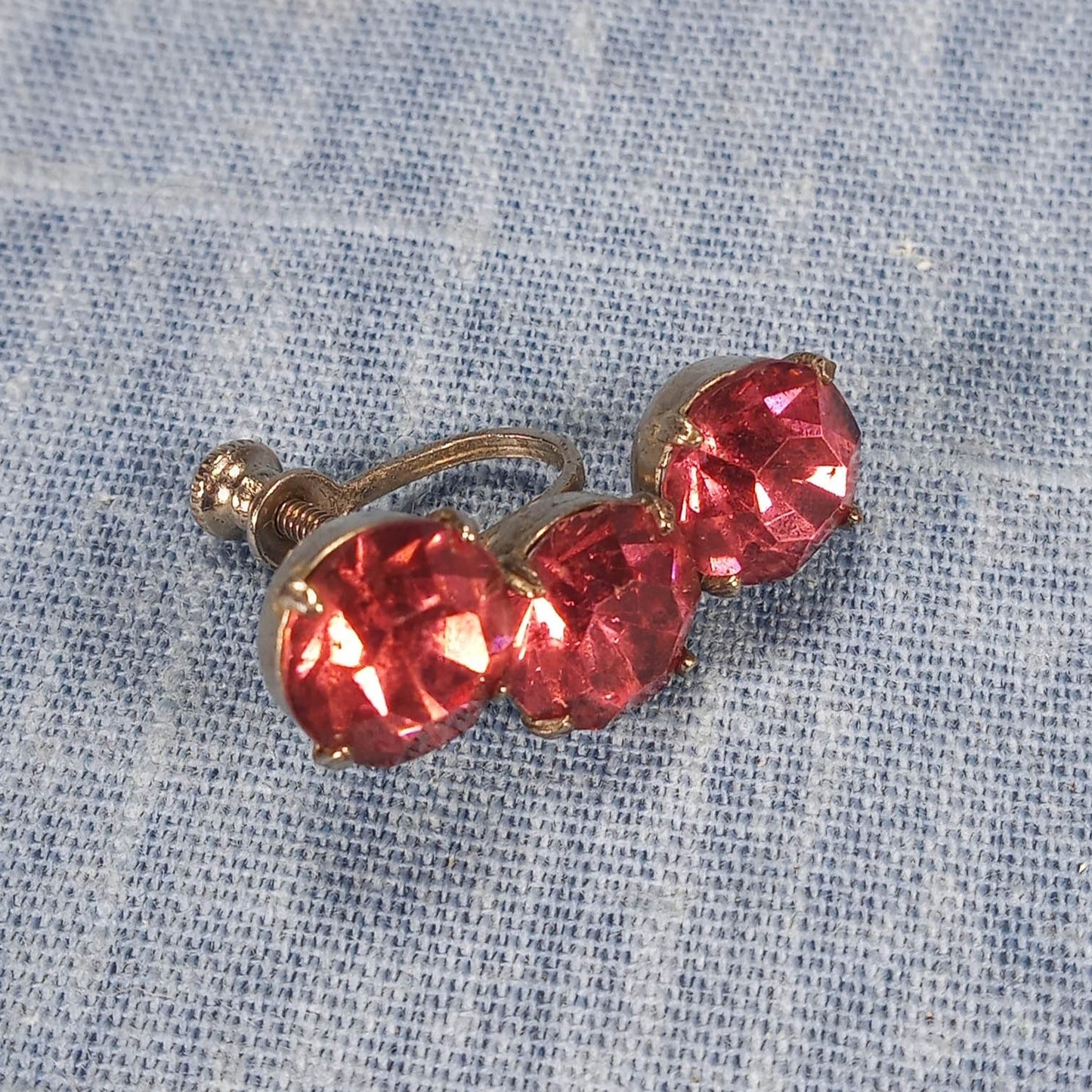1950s Vintage Sterling Silver Screw Back Earrings with Three Pink Rhinestones