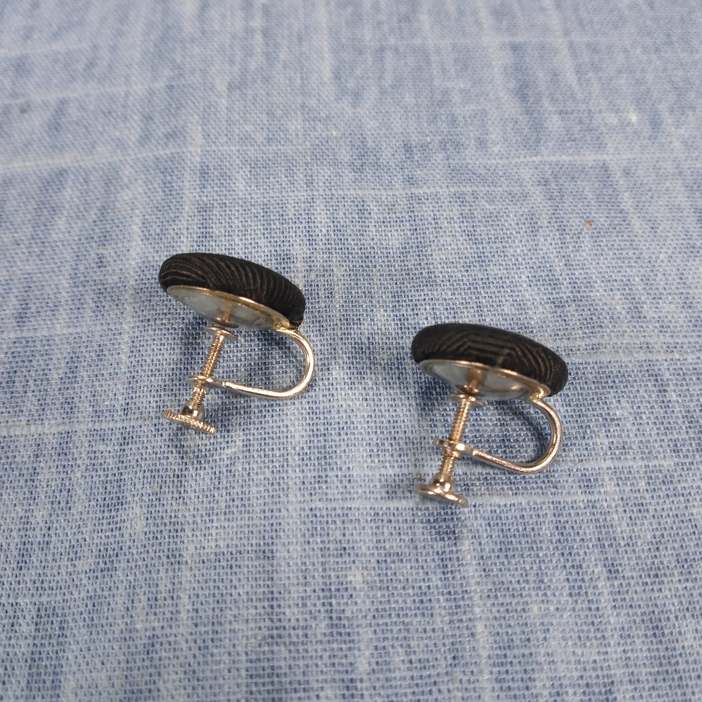 1940s Vintage Screw Back Button Earrings with Black Grosgrain