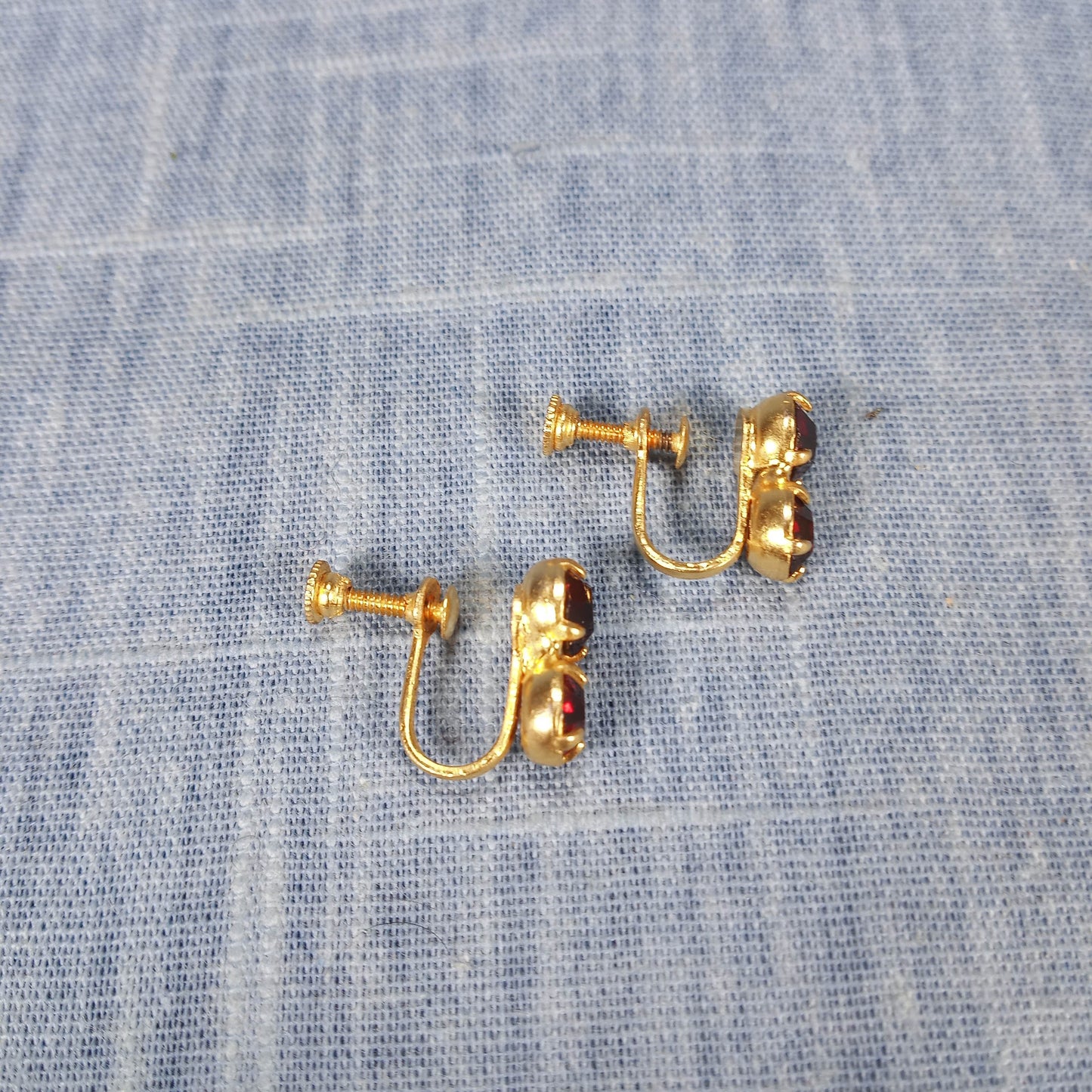 1950s Vintage Screw Back Earrings with Two Red Rhinestones