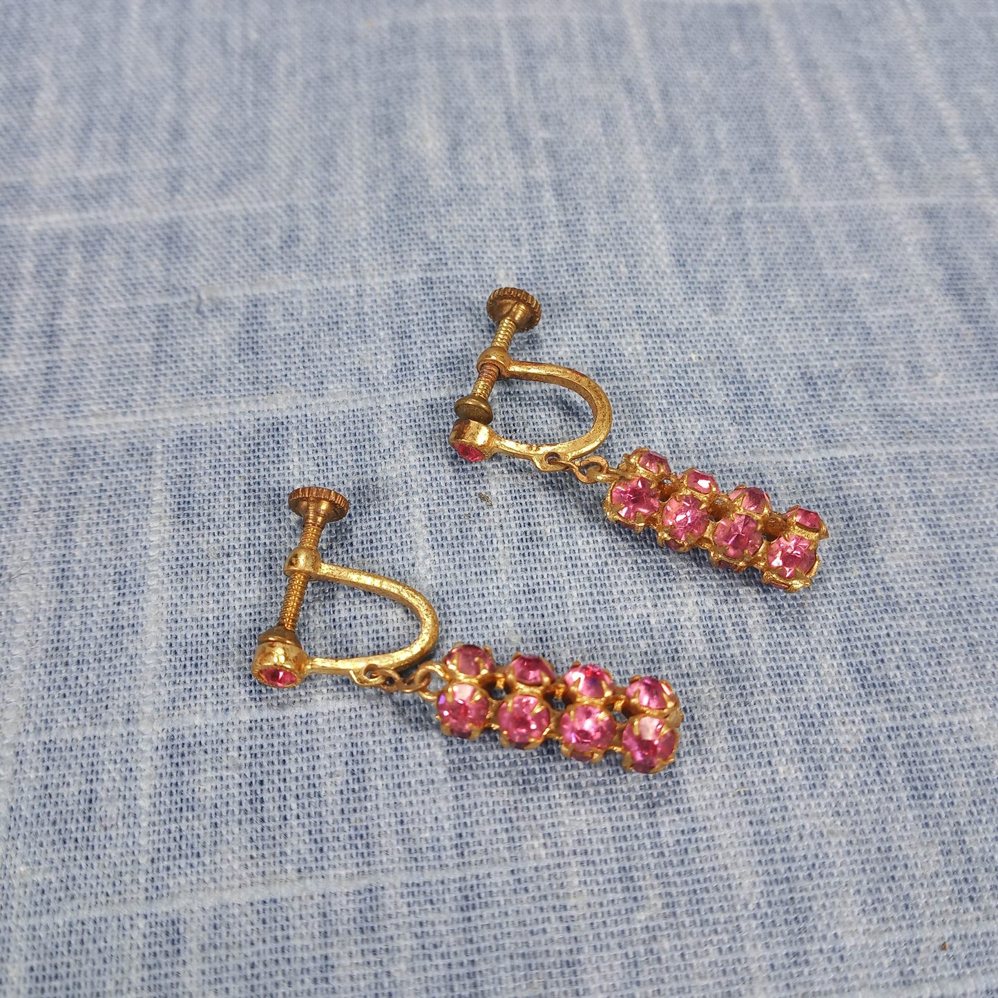 1960s Vintage Screw Back Dangle Earrings with a Double Row of Pink Rhinestones