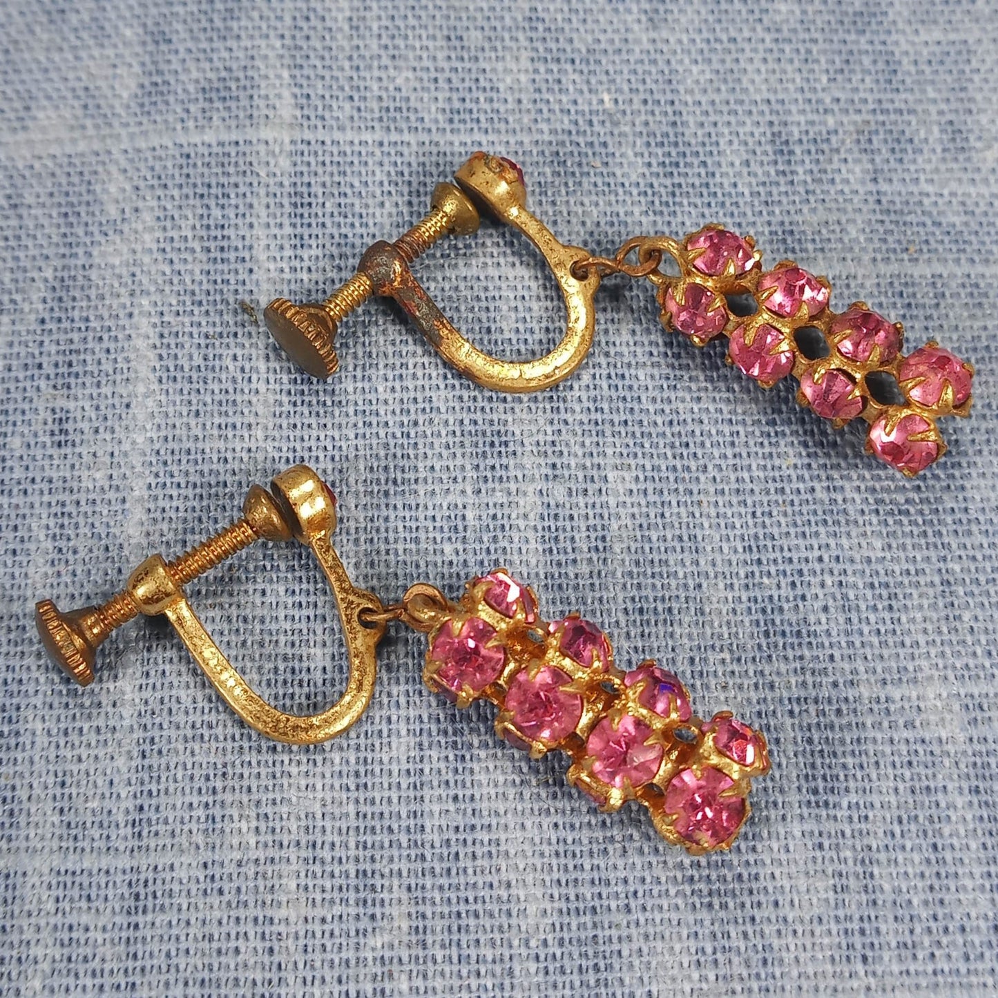 1960s Vintage Screw Back Dangle Earrings with a Double Row of Pink Rhinestones