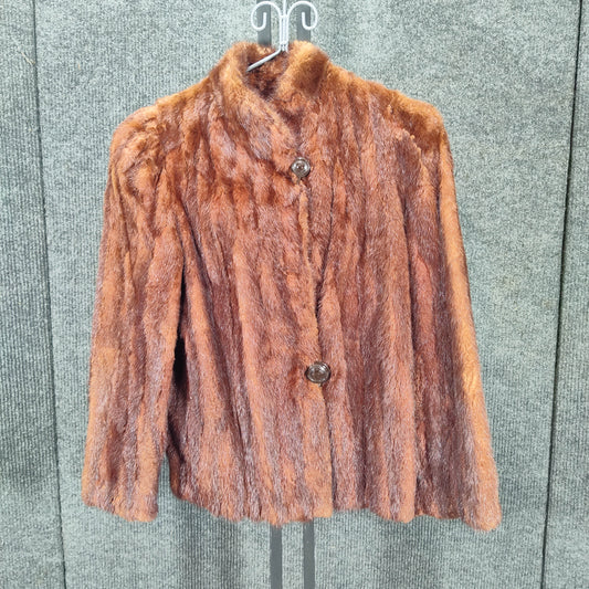 Mid-20th Century Vintage Reddish Brown Mink Fur Vintage Coat with Bakelite Buttons