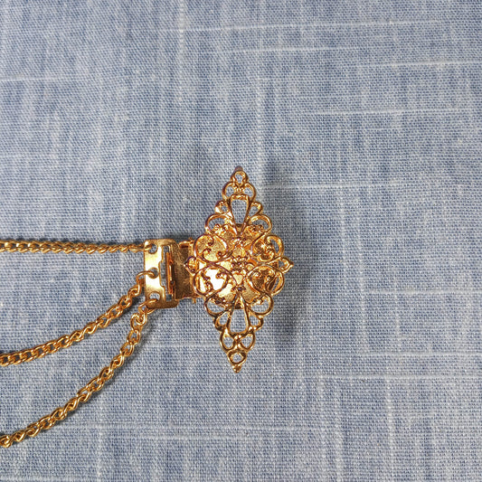 1960s Vintage Sweater or Scarf Clip with Gold Tone Filigree