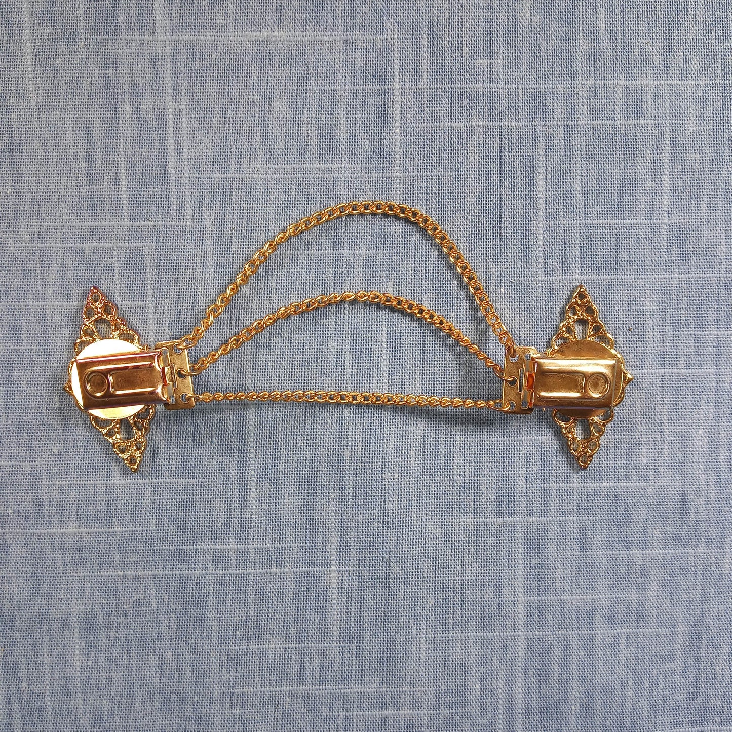 1960s Vintage Sweater or Scarf Clip with Gold Tone Filigree