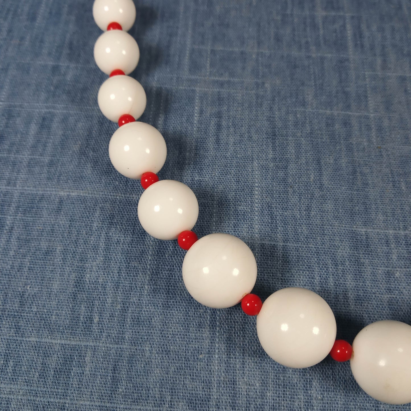 1960s Vintage Necklace with Alternating Large White and Small Red Beads