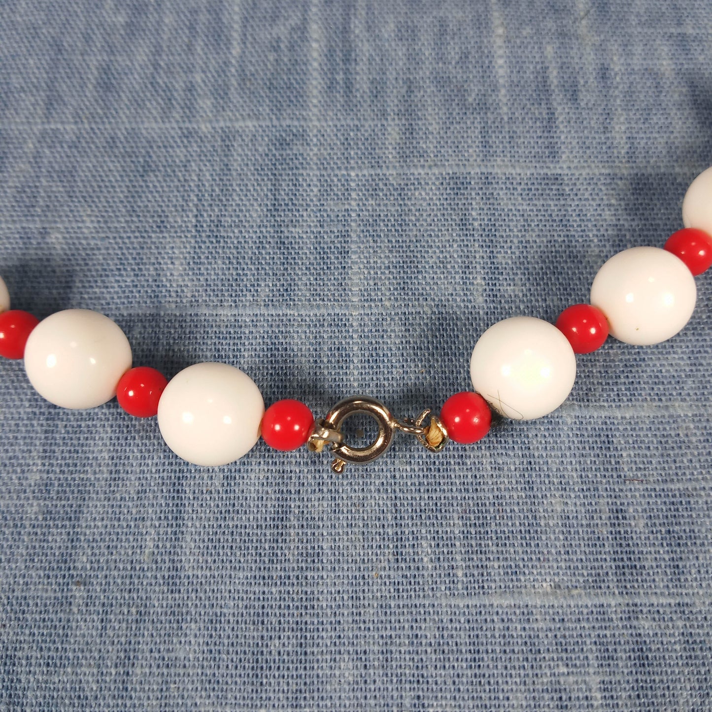 1960s Vintage Necklace with Alternating Large White and Small Red Beads