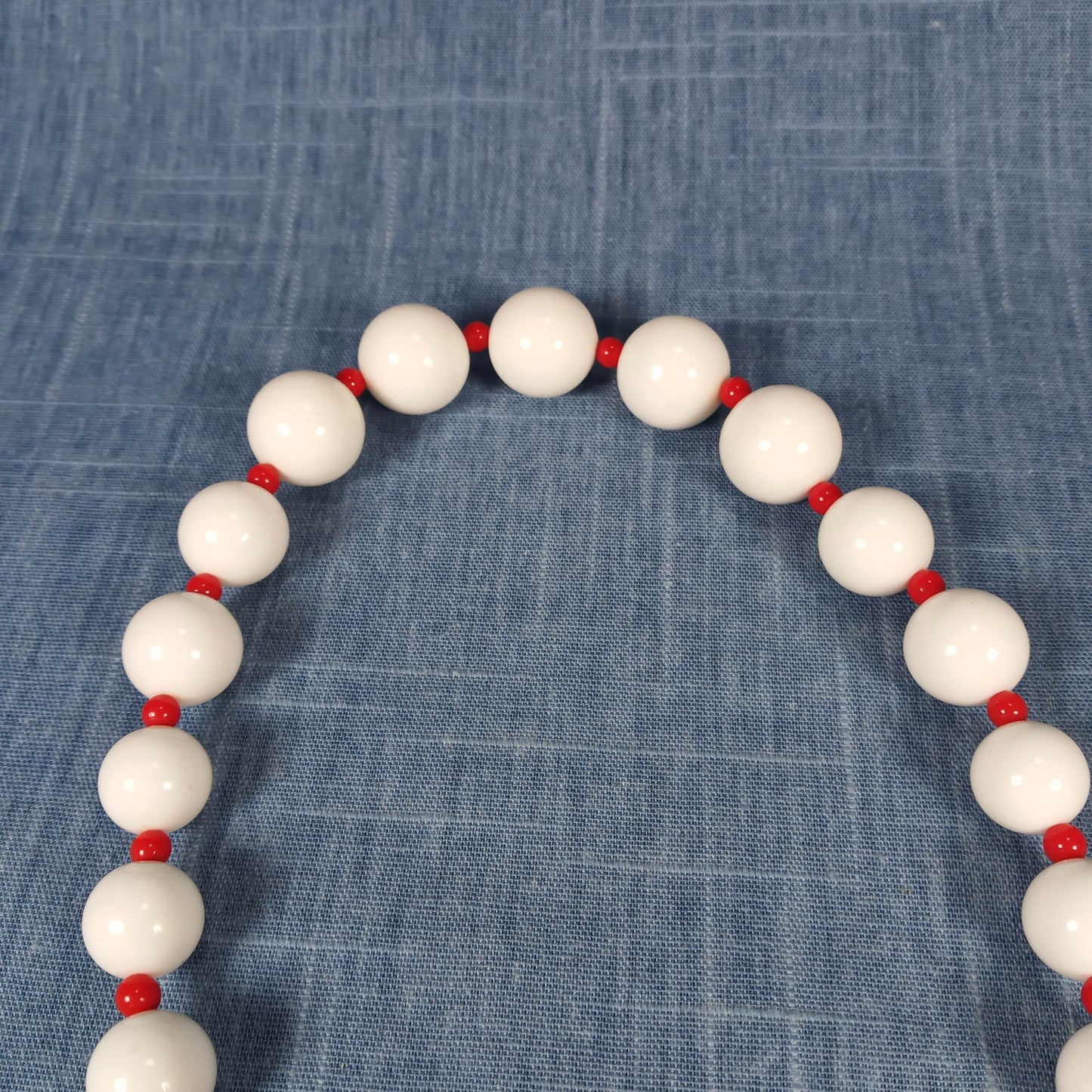 1960s Vintage Necklace with Alternating Large White and Small Red Beads