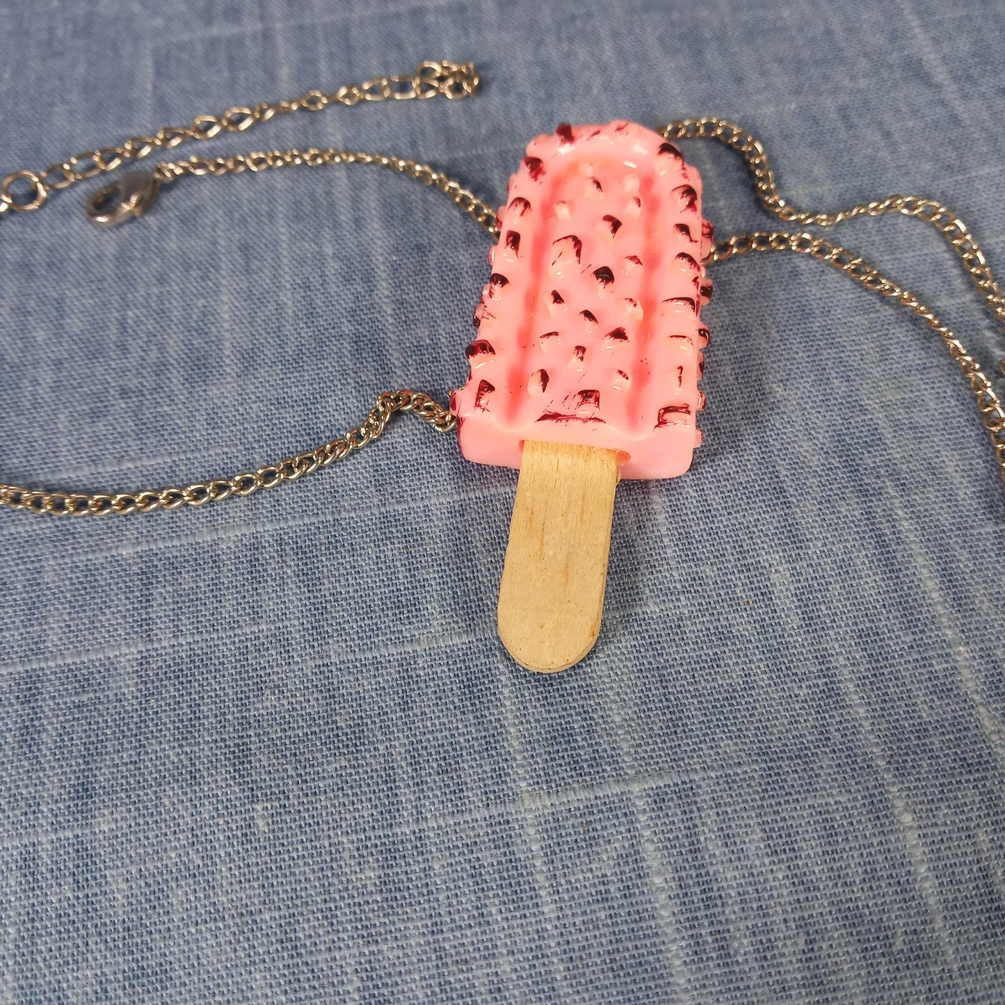 1970s Vintage Necklace in the Shape of a Pink Ice Cream Bar