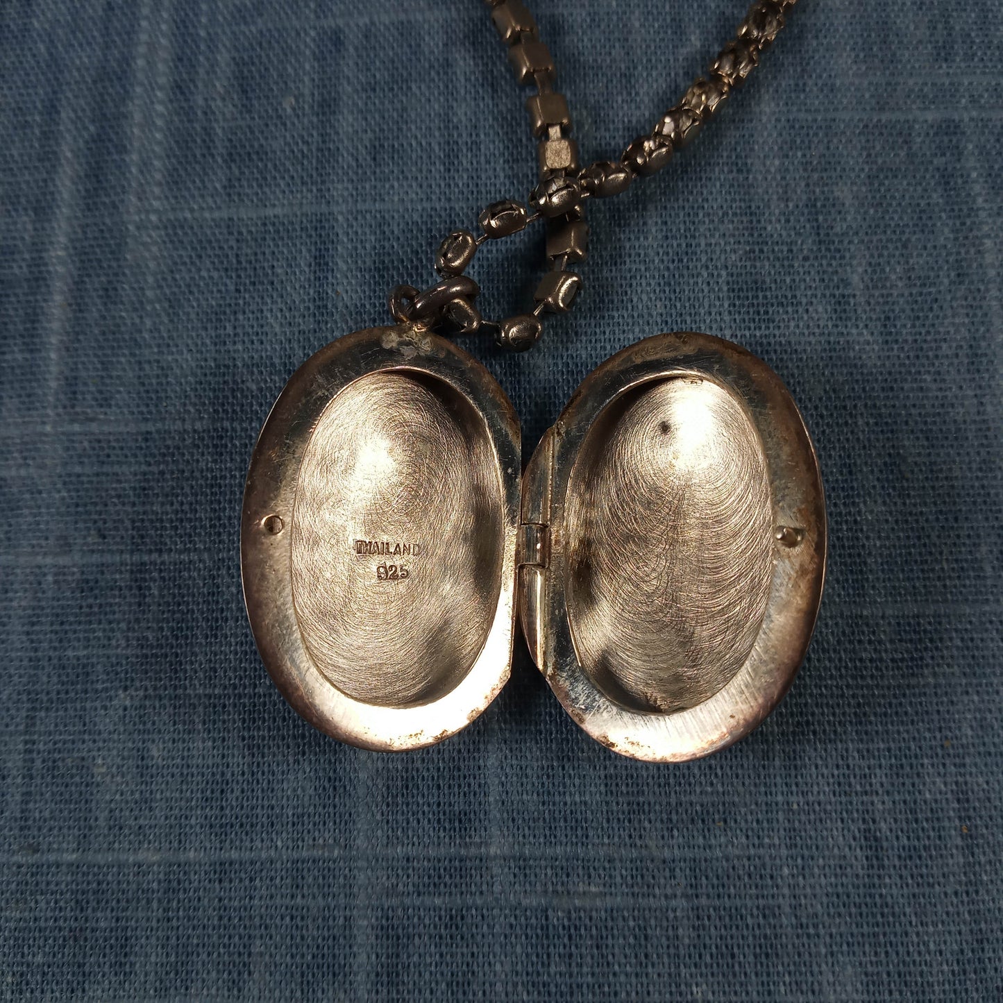 1960s Vintage Sterling Silver Locket Necklace with a Clear Rhinestone Chain from Thailand