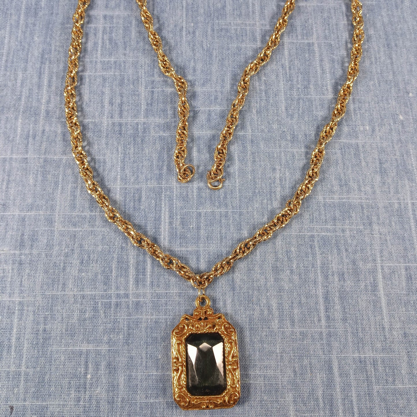 1960s Vintage Pendant Necklace with a Link Chain and Large Center Gray Glass Pendant