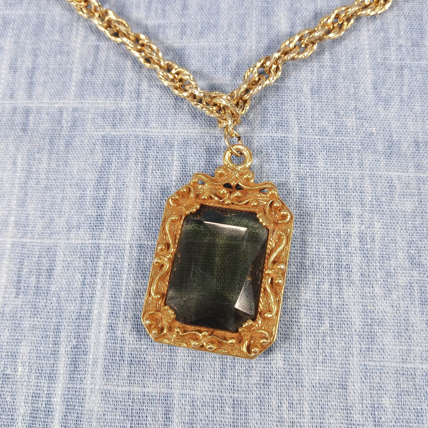 1960s Vintage Pendant Necklace with a Link Chain and Large Center Gray Glass Pendant