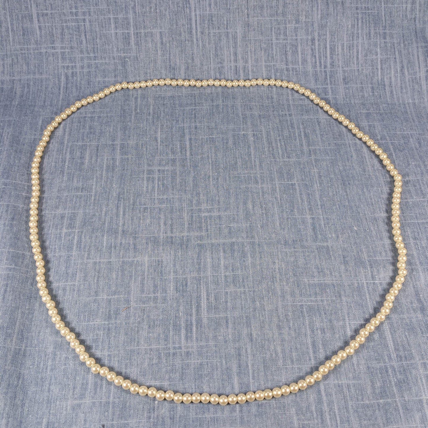 1970s Vintage Necklace: Single Continuous String of White Pearl Beads