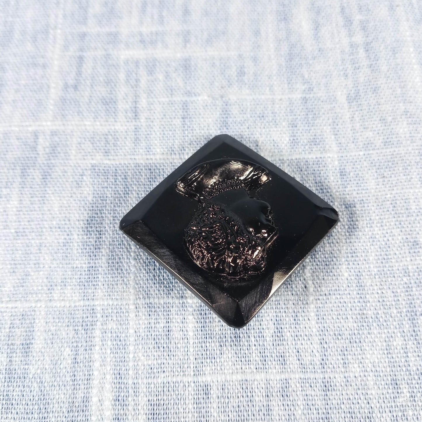 1940s Vintage Cameo Pin in All Black from Czechoslovakia