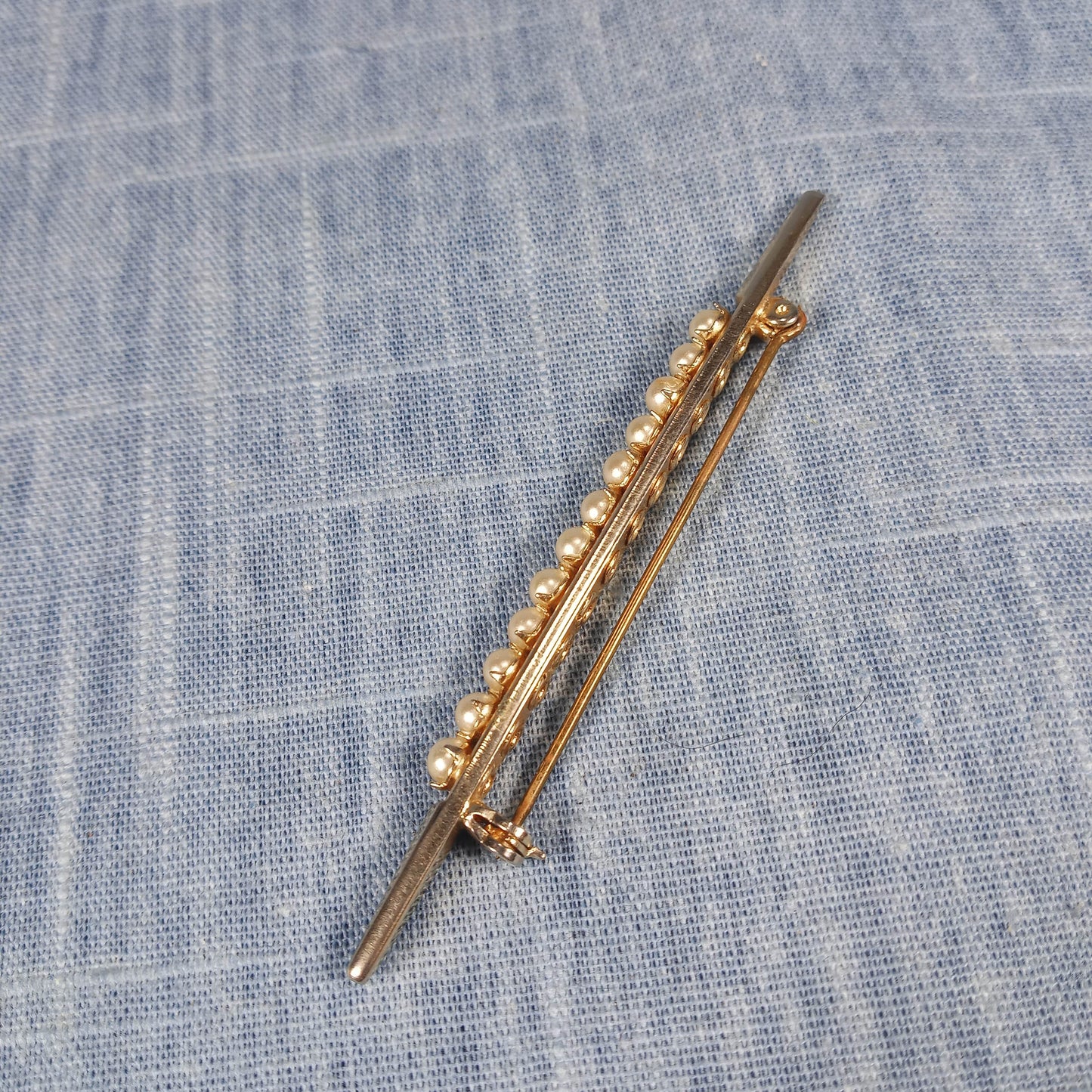 1960s Vintage Bar Pin with Gold Tone and White Beads