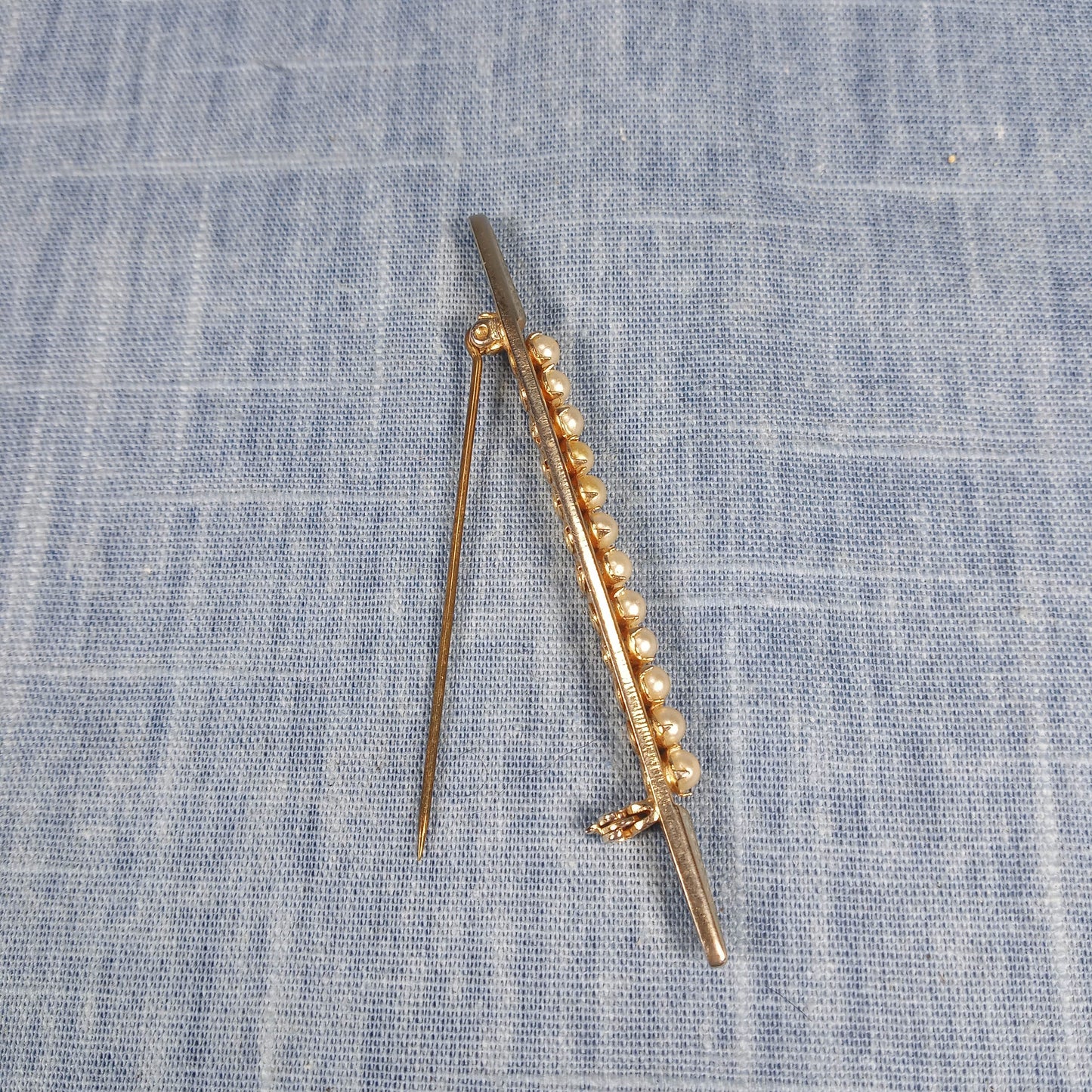 1960s Vintage Bar Pin with Gold Tone and White Beads