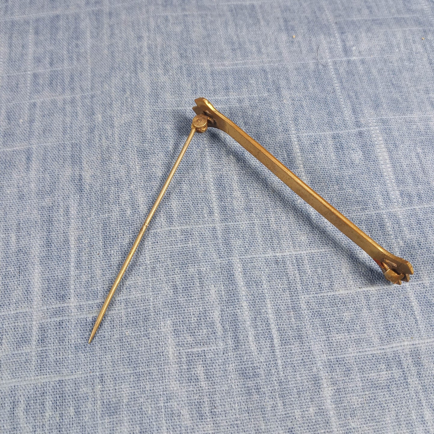 1930s Vintage Bar Pin with Gold Tone and Ornate Endings