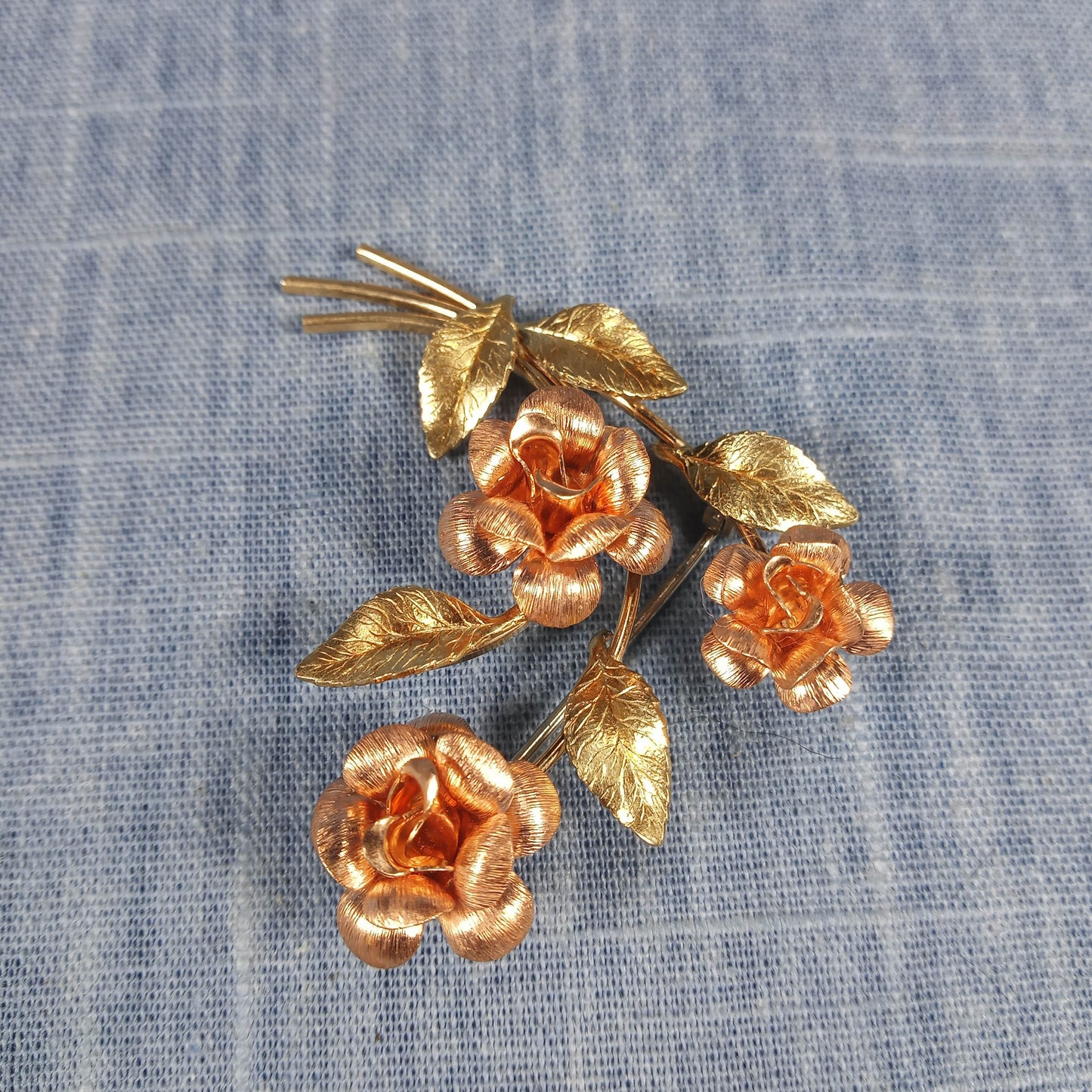 1960s Vintage Rose Pin with Gold and Red Tones