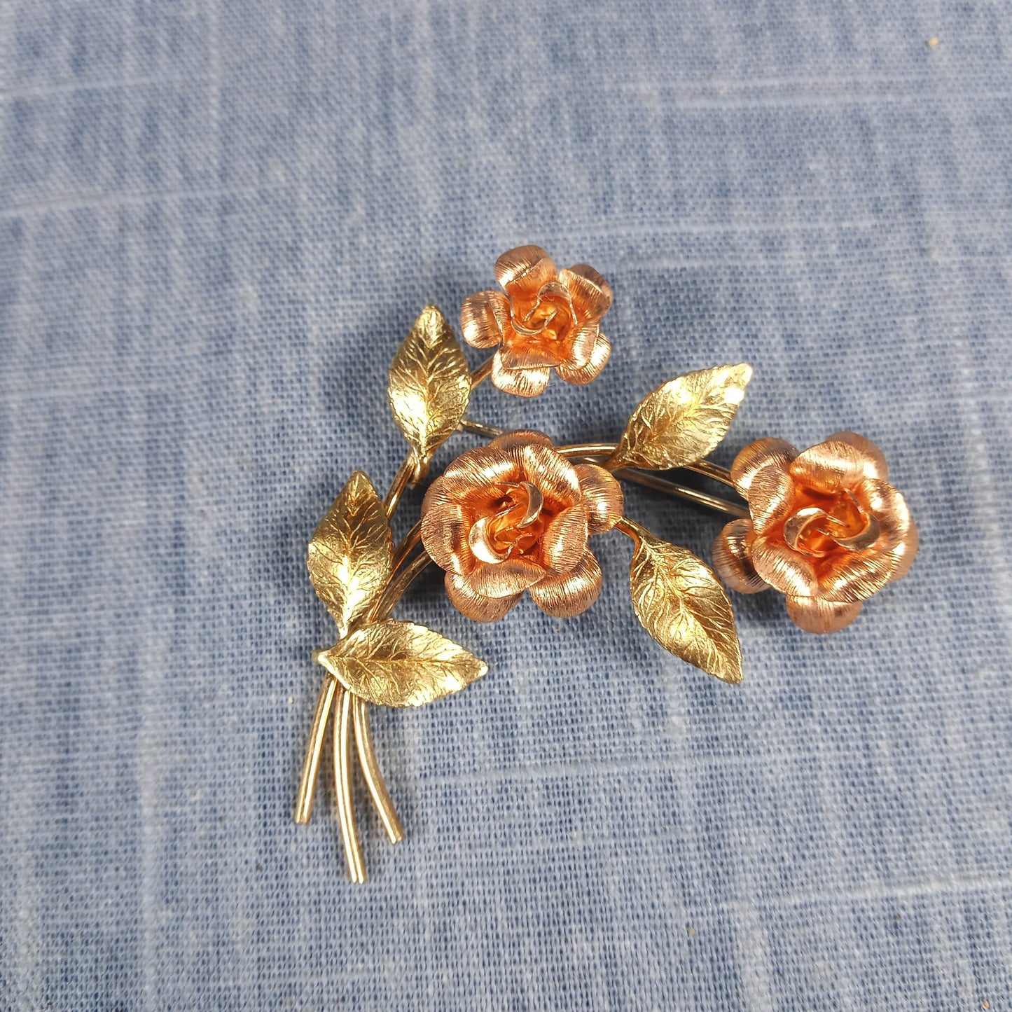 1960s Vintage Rose Pin with Gold and Red Tones