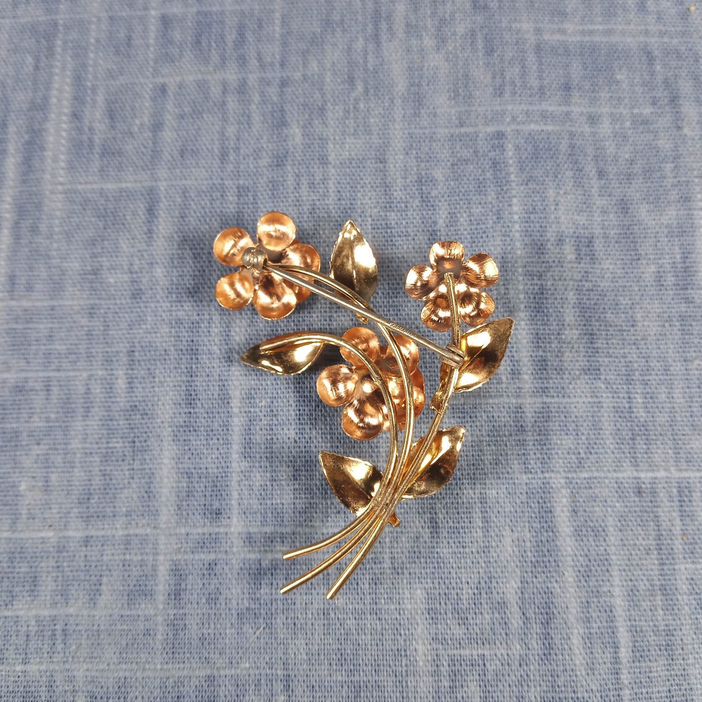 1960s Vintage Rose Pin with Gold and Red Tones