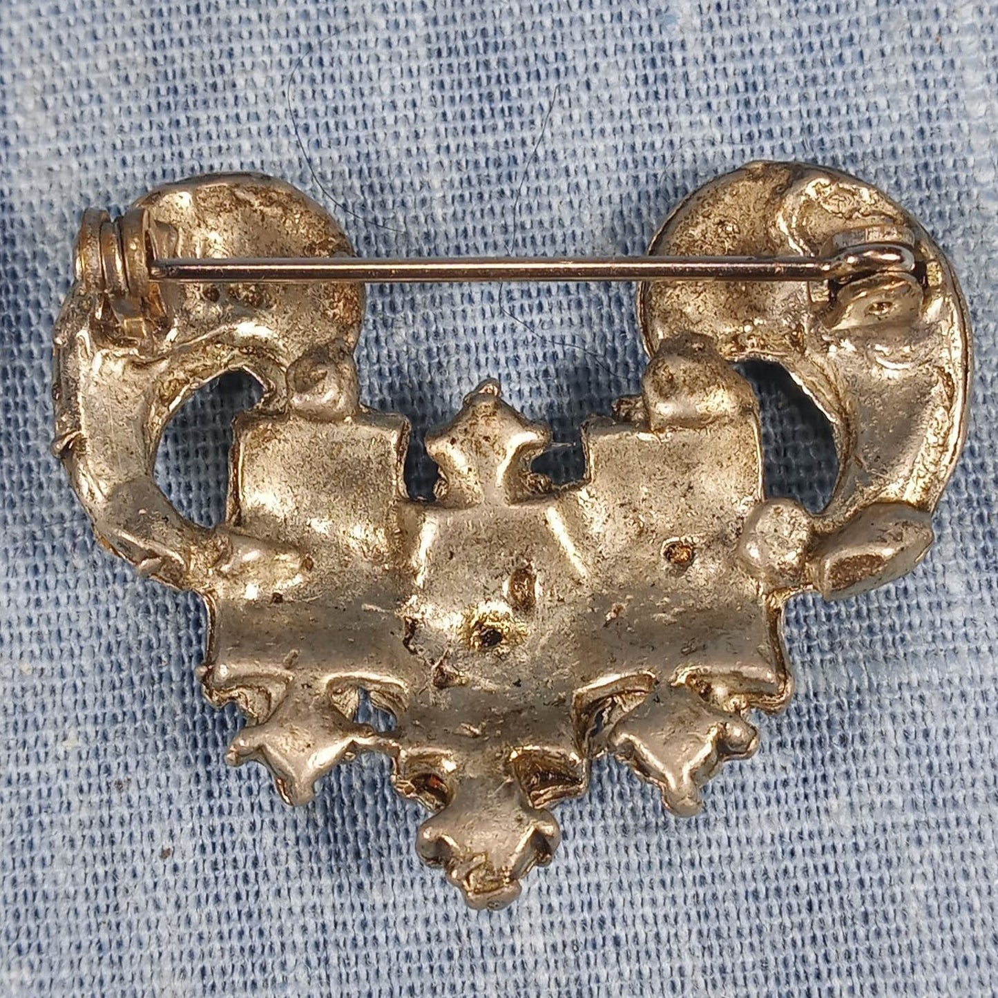 1930s Vintage Crest Pin with Clear Rhinestones