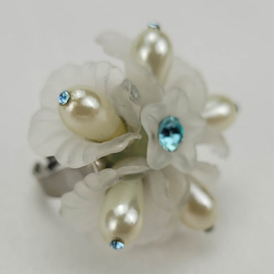 1950s Vintage Celluloid Flower Ring with Beads and a Blue Rhinestones
