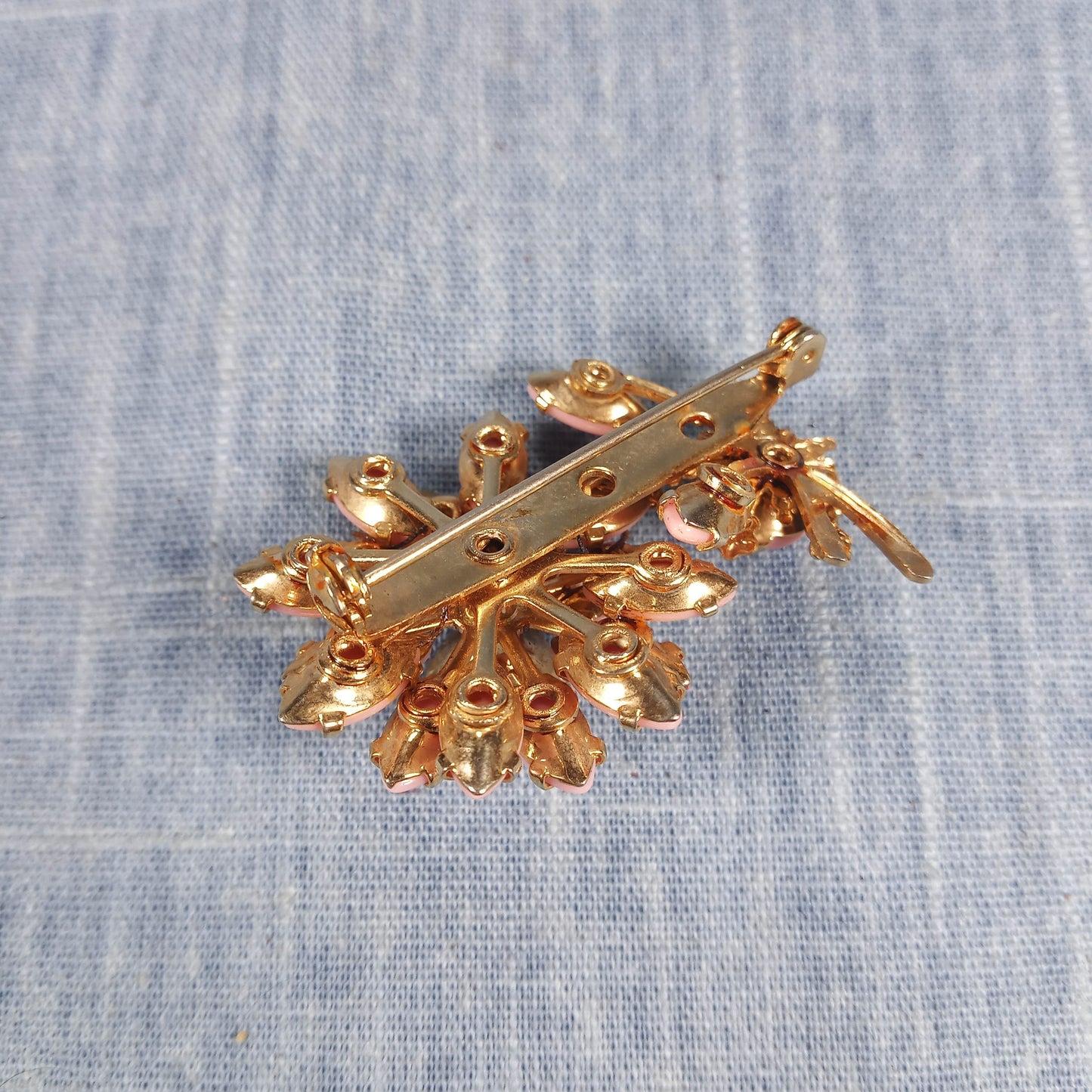 1950s Vintage Jewelry Set: Matching Pair of Earrings and Brooch w Pink Beads