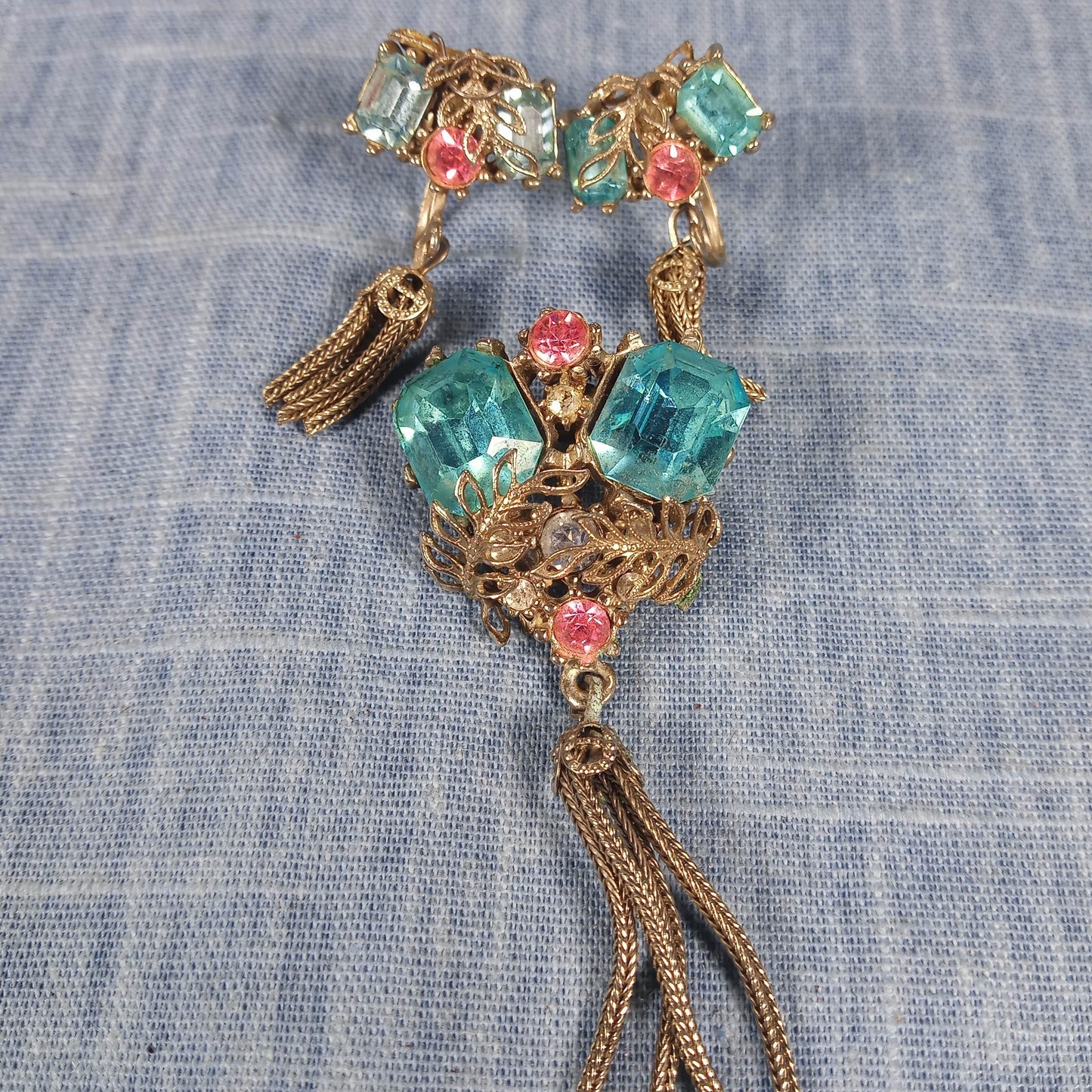 1940s Vintage Set: Matching Brooch and Earrings with Pink and Blue Rhinestones