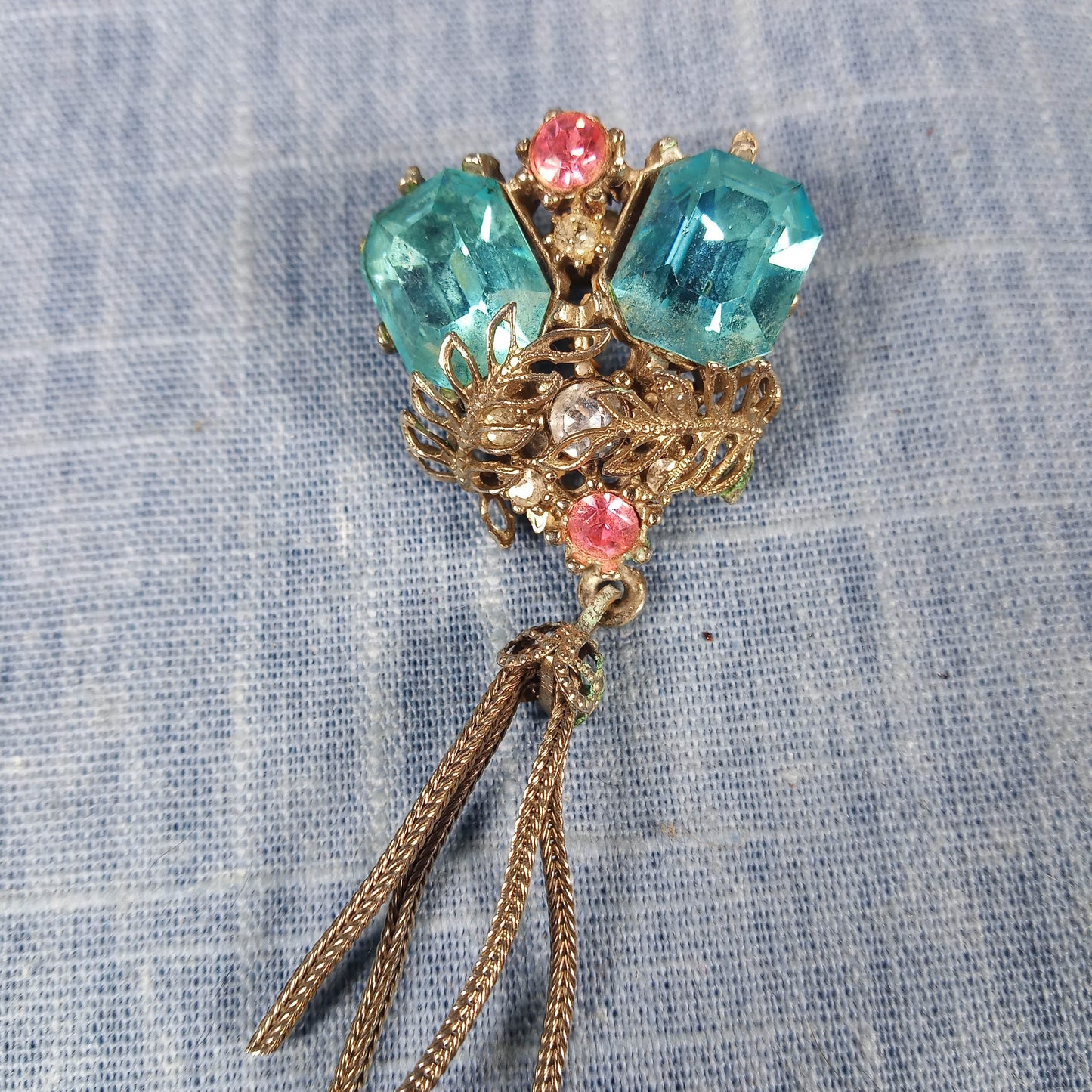 1940s Vintage Set: Matching Brooch and Earrings with Pink and Blue Rhinestones