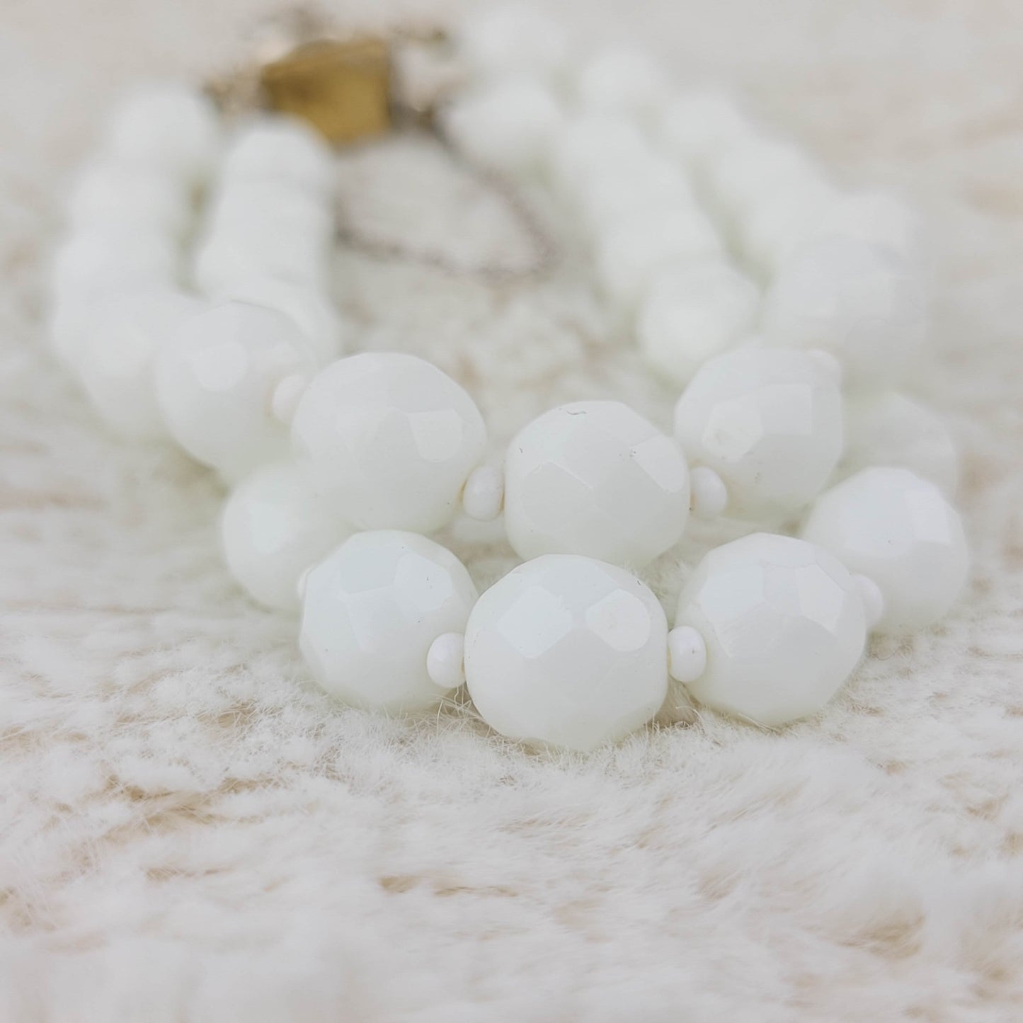 1940's White Milk Glass Beaded Bracelet