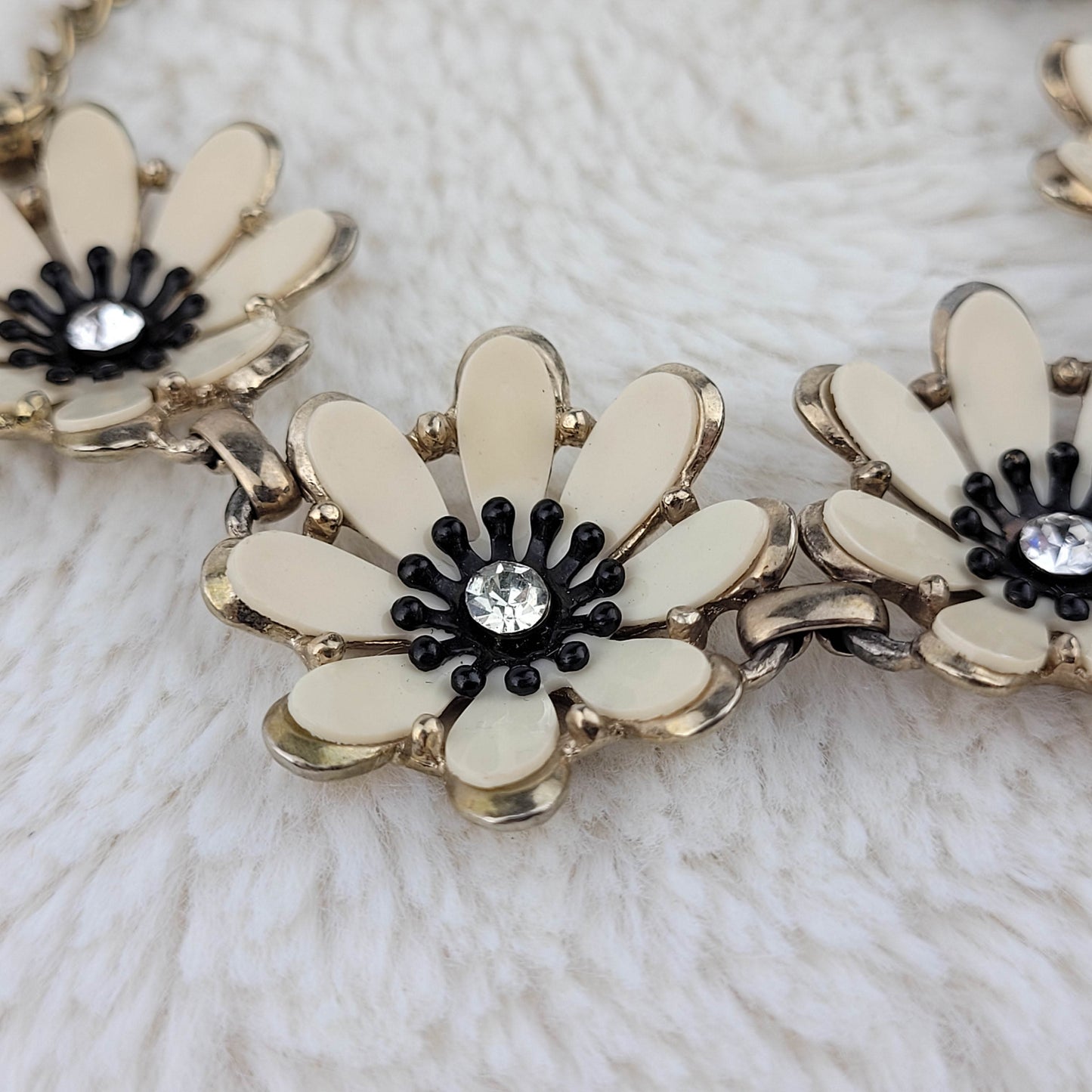 1950's Metal and Rhinestone Daisy Bracelet