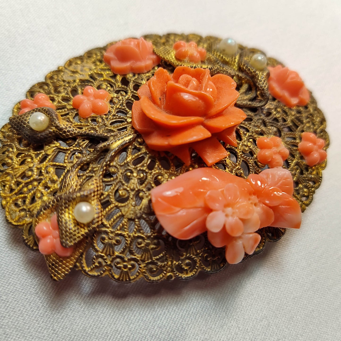 1930's Gold Metal Filigree with Pink/Orange Bakelite Roses