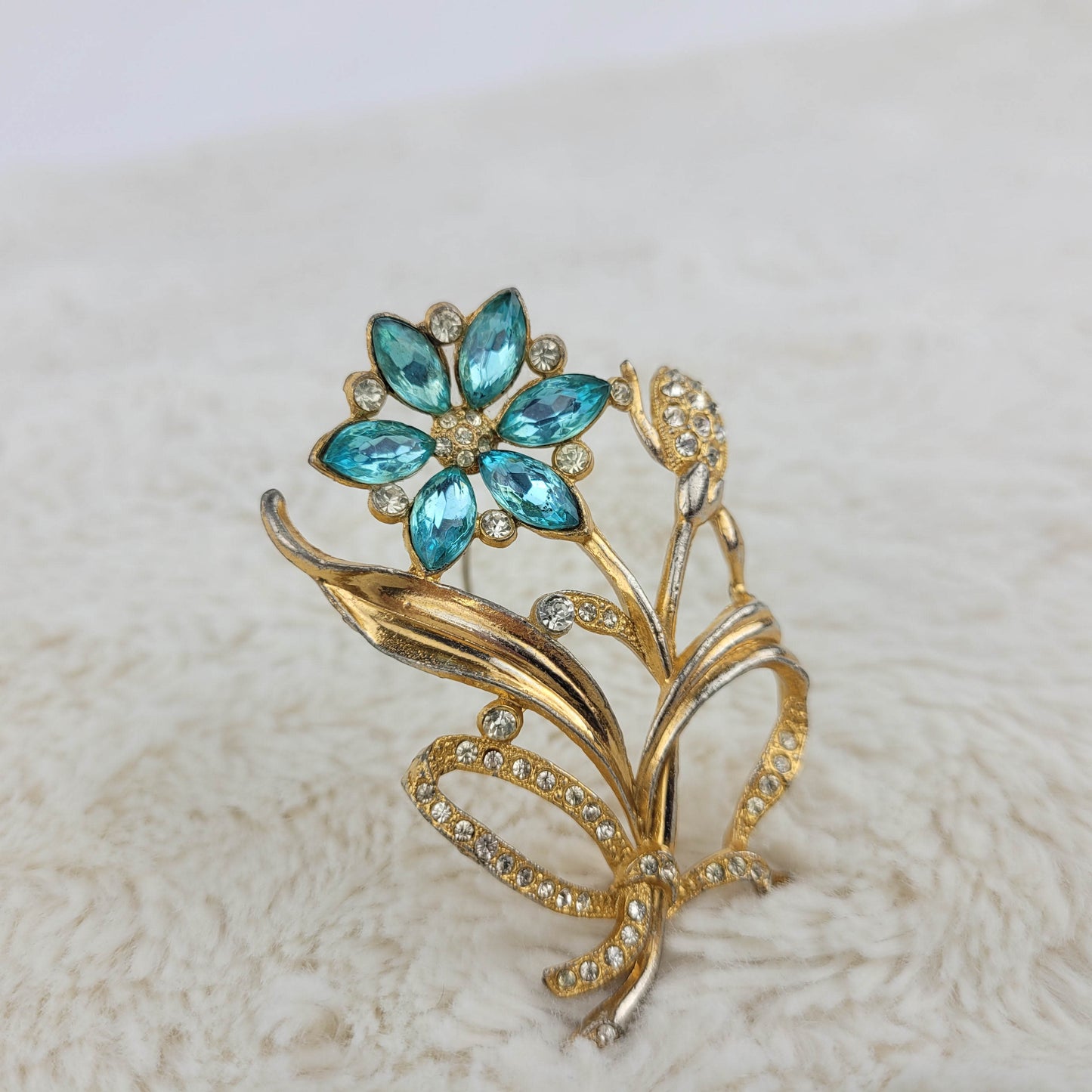 1940's Gold Flower Spray Pin with Turquoise and Clear Rhinestones