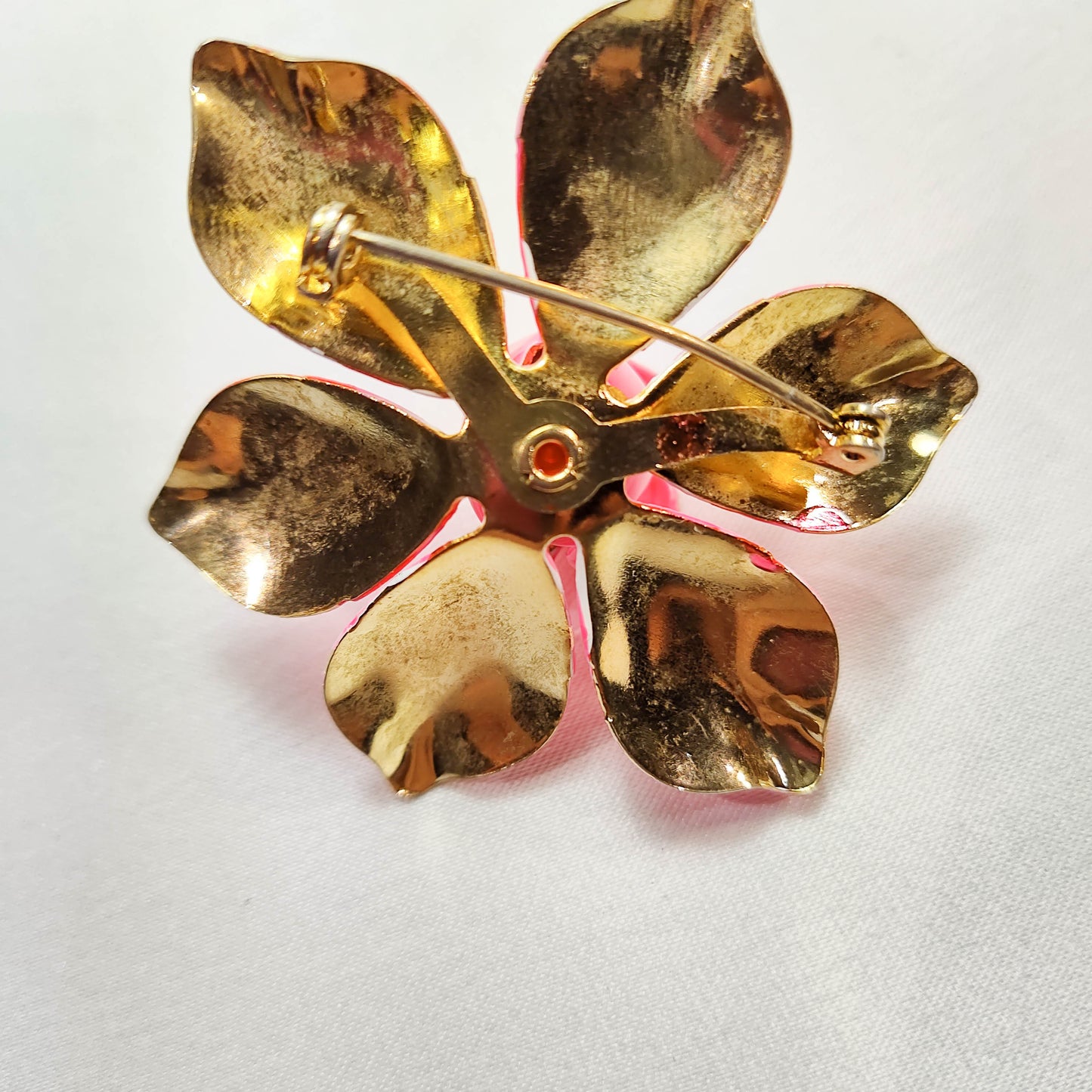 1950's Small Pink Enamel Metal Flower Pin