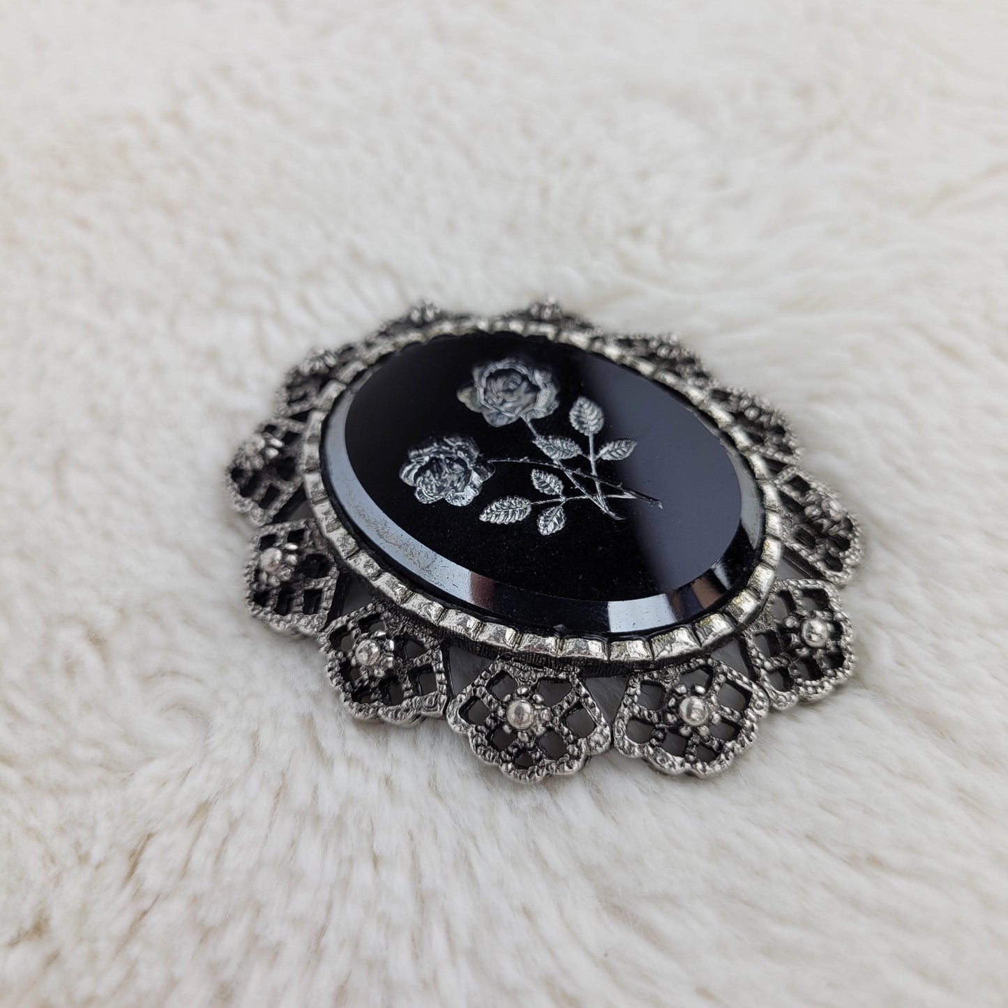 1960's Black and Silver Metal Cameo Pin Featuring Intertwined Roses