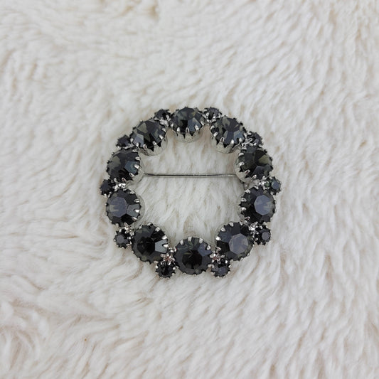 1950's Dark Gray Rhinestone Circle Pin