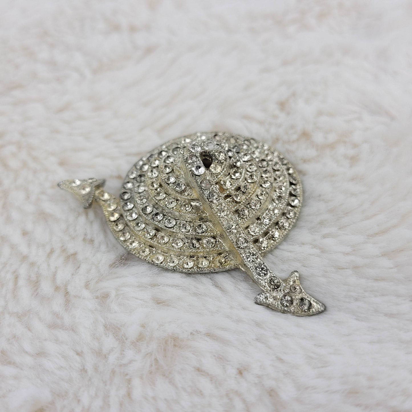 1930's Clear Rhinestone Arrow Fur Clip