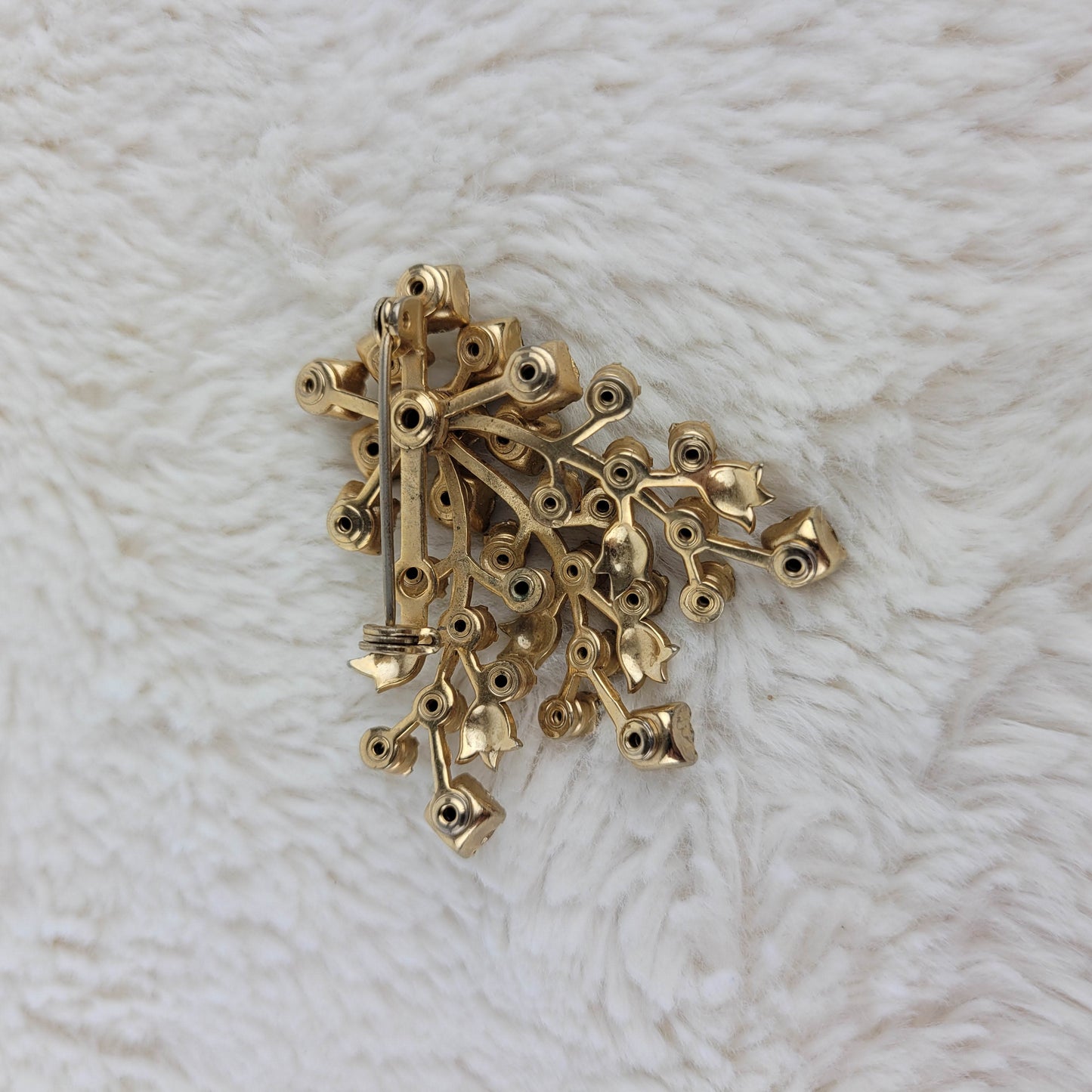 1950's Gold Flower and Clear Rhinestone Spray Pin