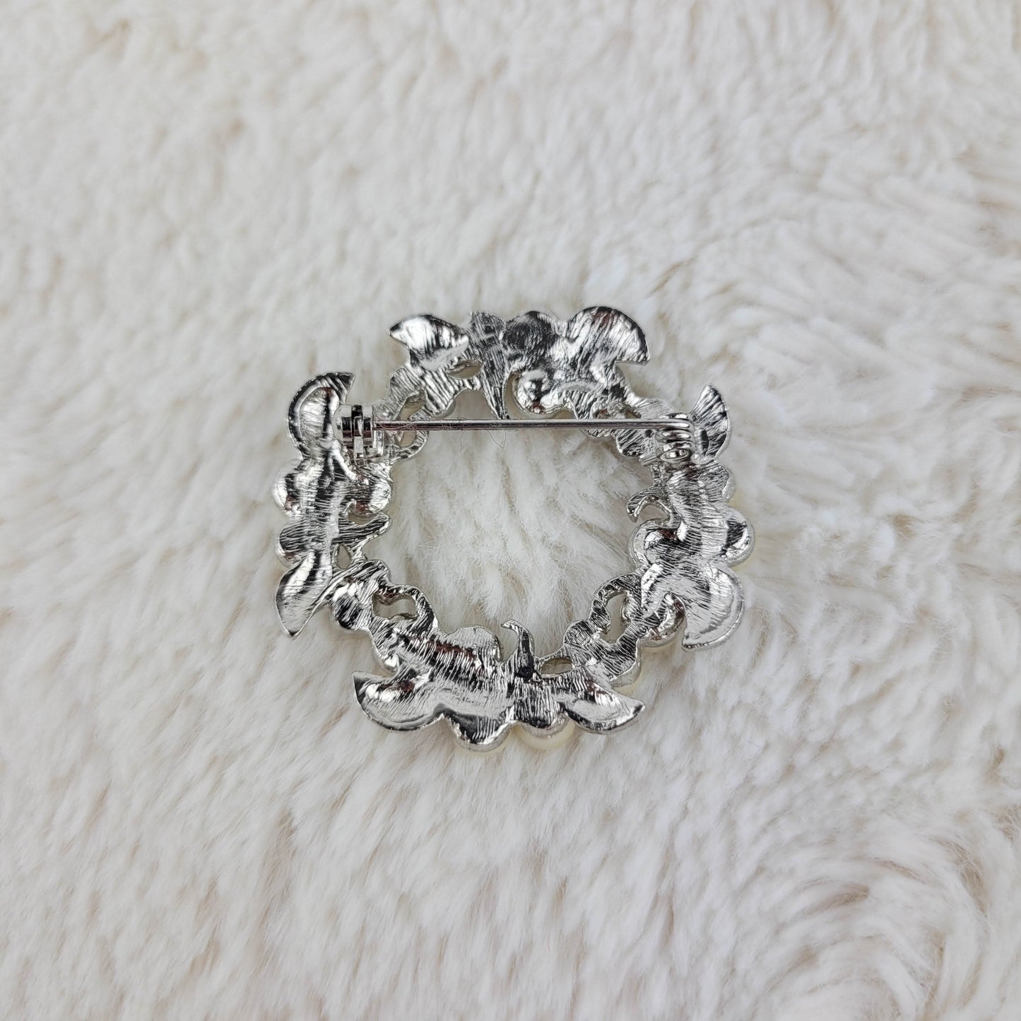 1950's Pearl Bead and Clear Rhinestone Circle Pin