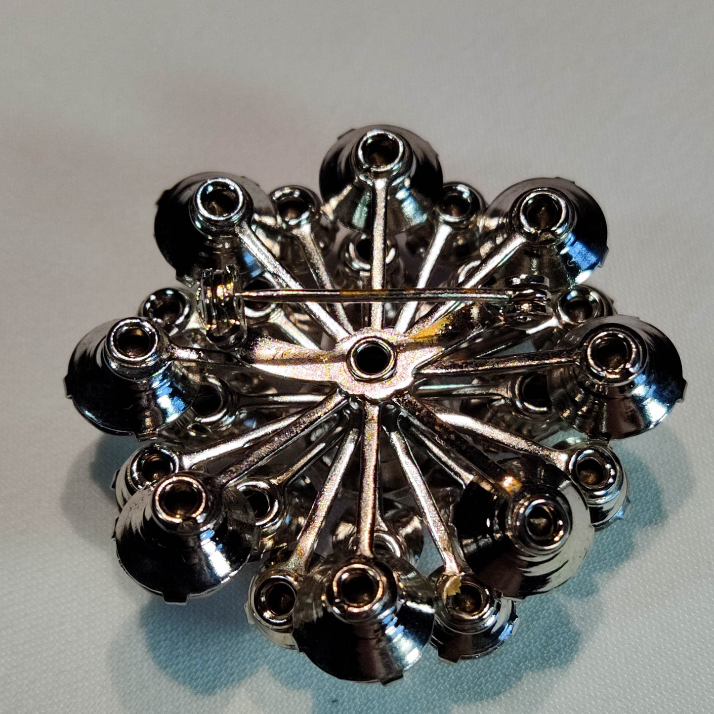 1950's Clear Rhinestone Flower Round Dome Pin