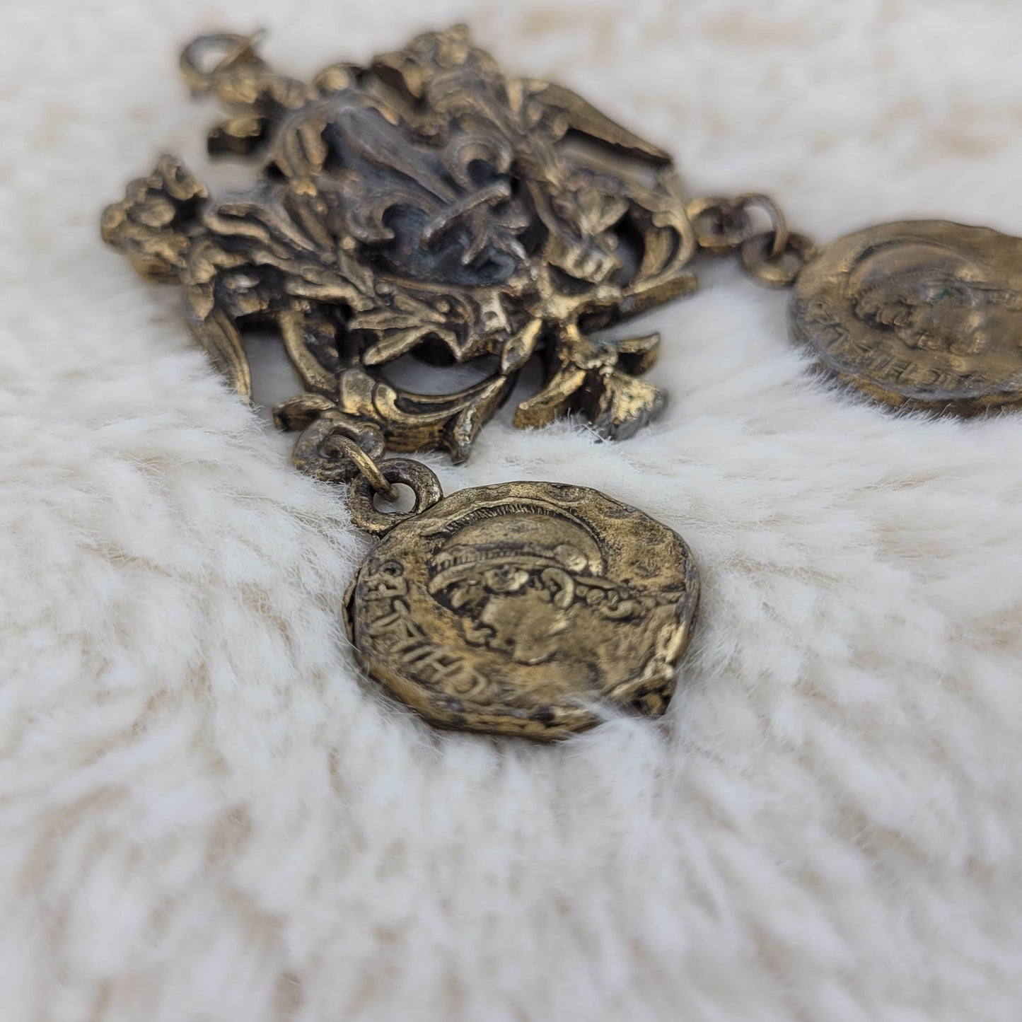 1930's Gold Metal Fleur Delis Coin Pendant Pin