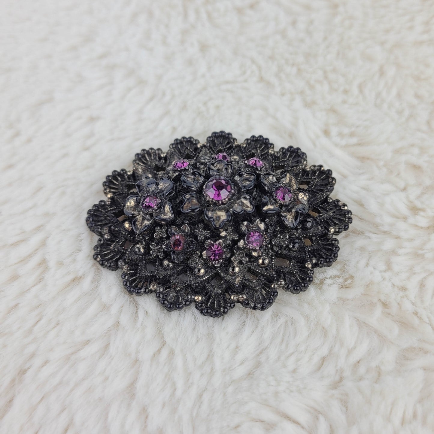 1930's Metal Filigree Plum Rhinestone Pin