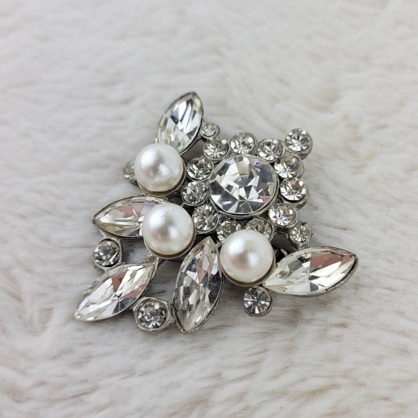 1950's Pearl Bead and Clear Rhinestone Pin