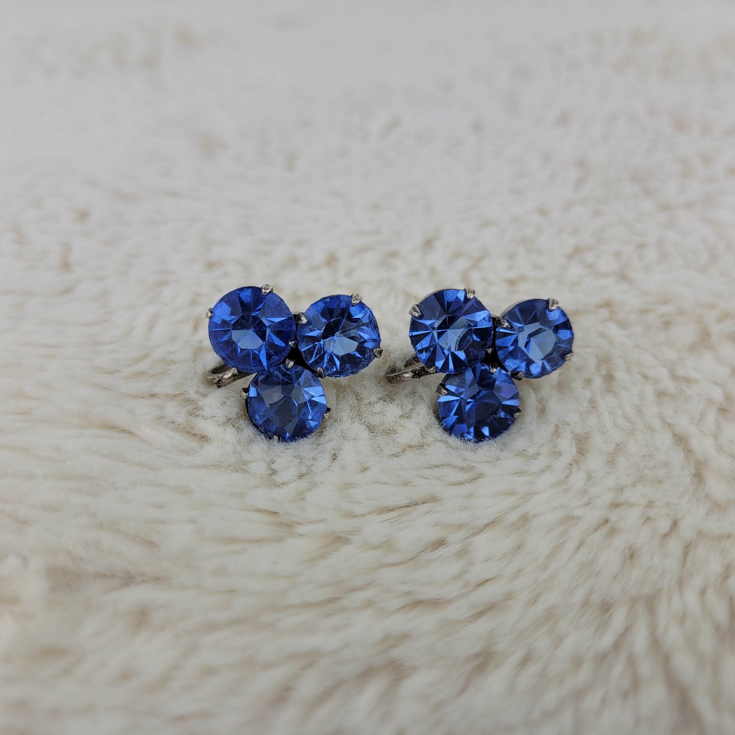 1940's Sterling Silver Blue Rhinestone Screwback Earrings by Coro