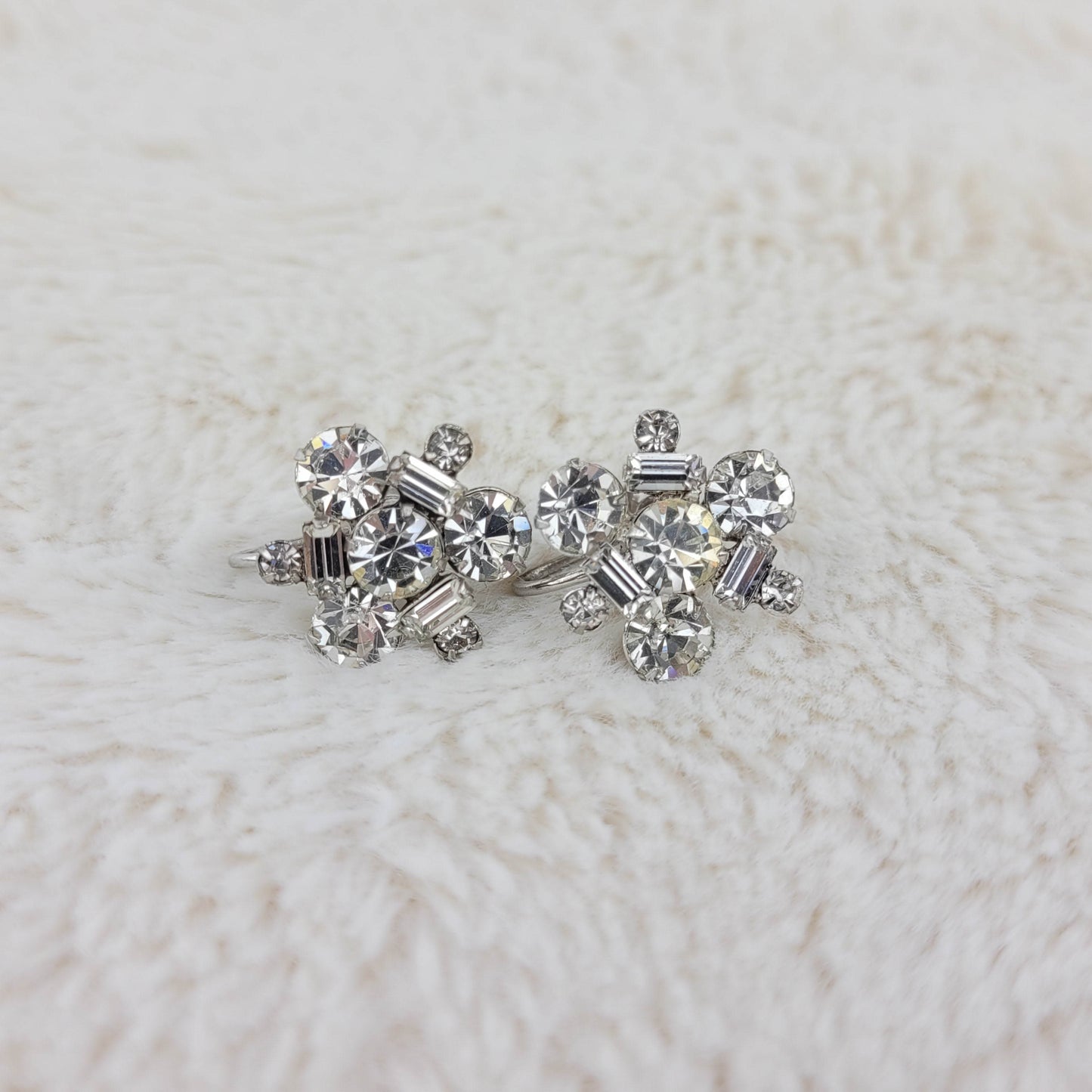 1950's Clear Rhinestone Cluster Screwback Earrings